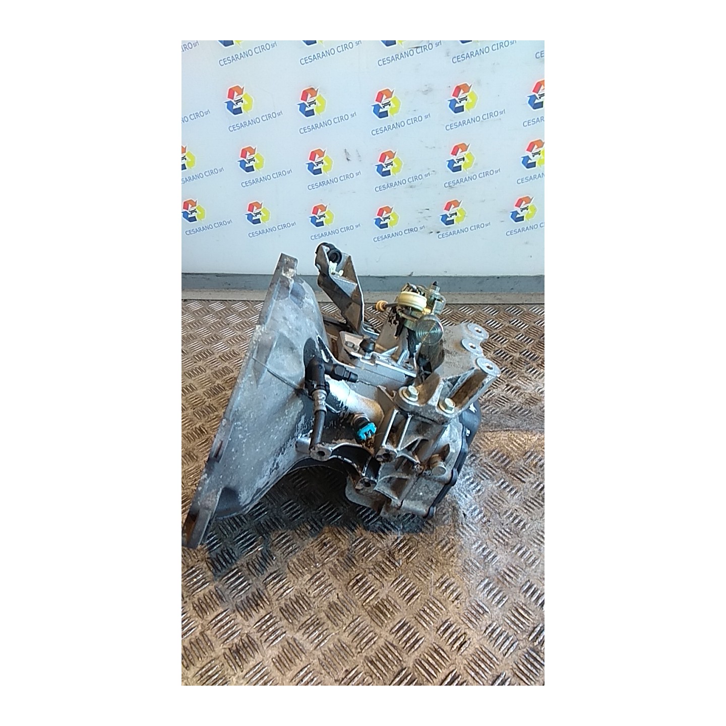 CAMBIO COMPL. 014 CHEVROLET (DAEWOO) AVEO (T300) (05/11-) A12XER 25183012