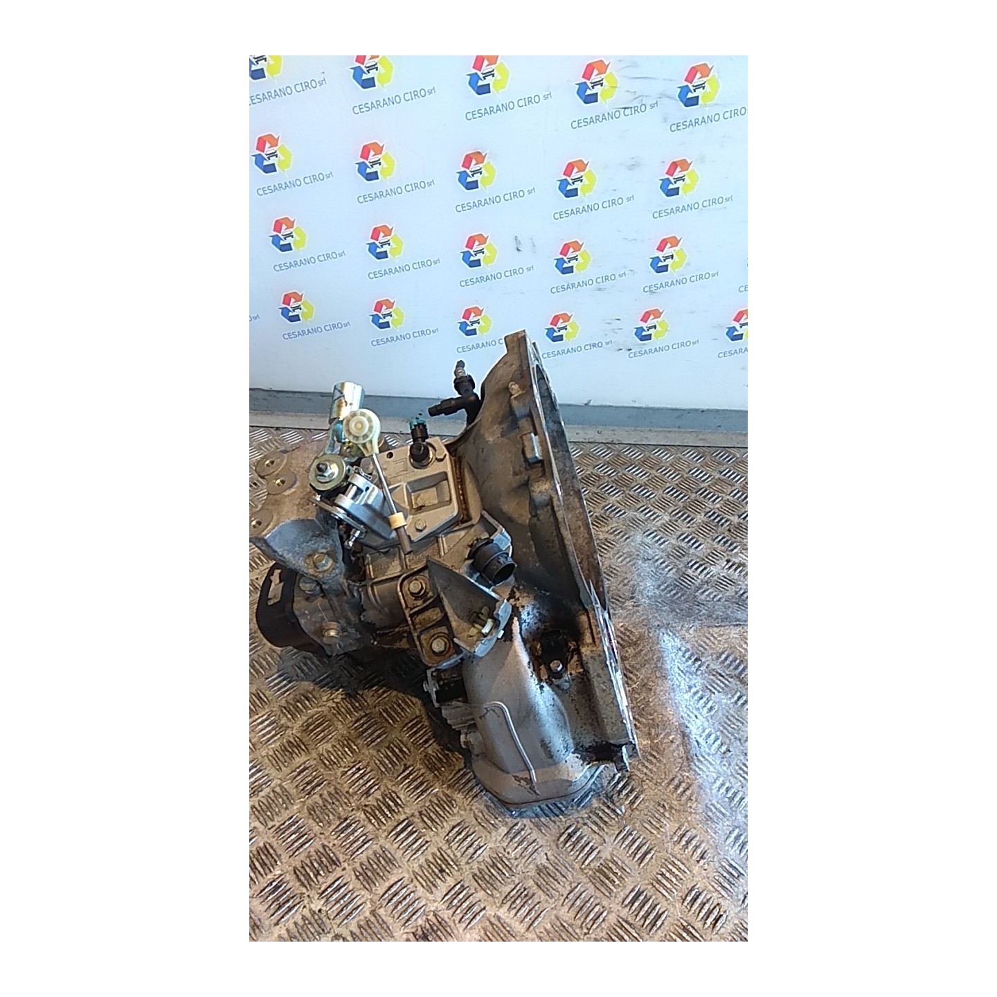 CAMBIO COMPL. 014 CHEVROLET (DAEWOO) AVEO (T300) (05/11-) A12XER 25183012