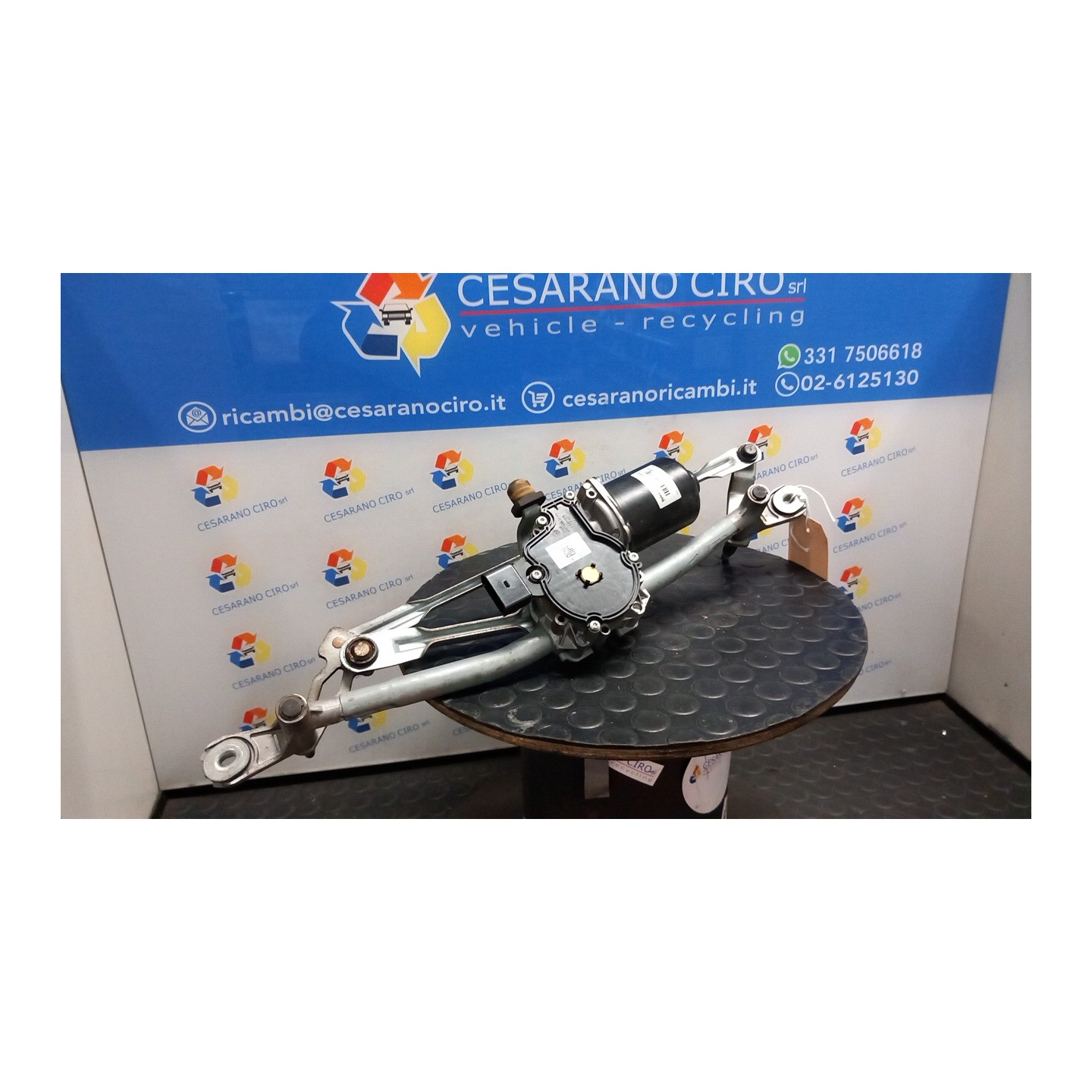 MECCANISMO TERGIPARABREZZA CON MOTORINO 062 FIAT 500L (73) (07/12-06/18) 843A1000 52064589