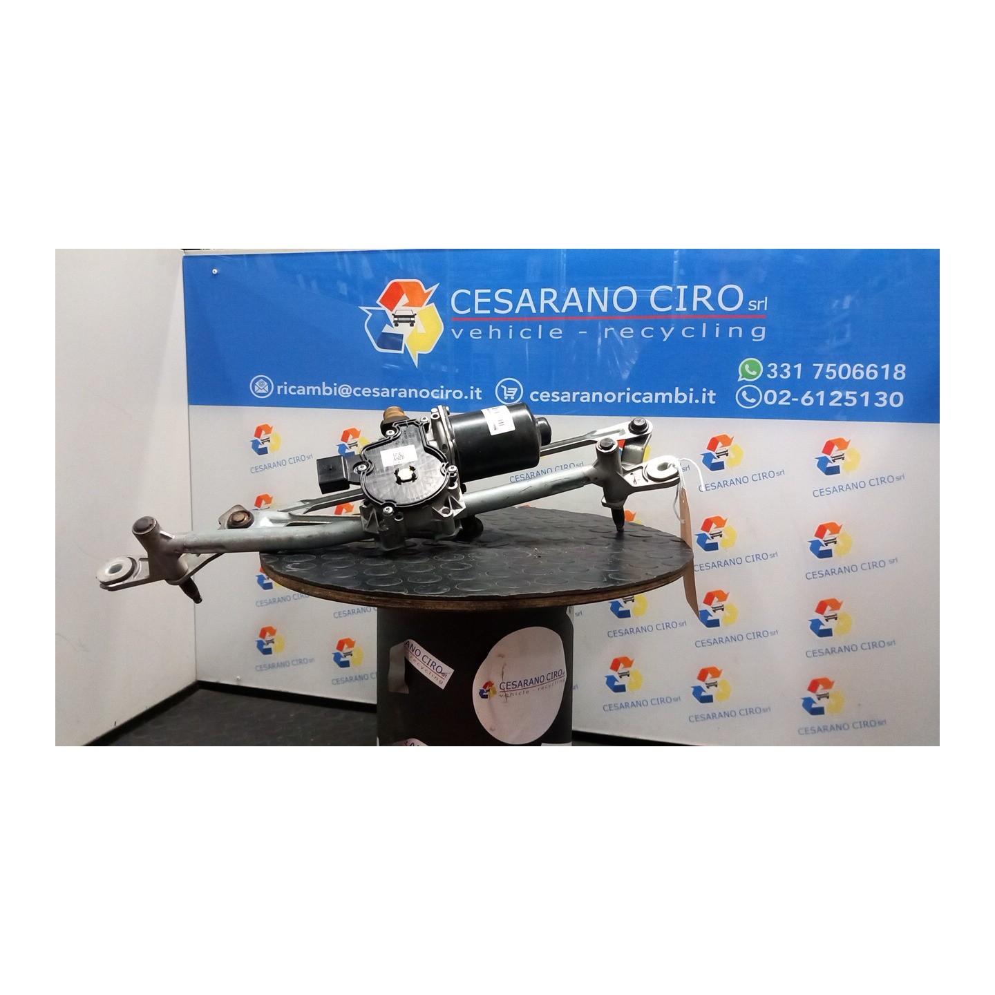 MECCANISMO TERGIPARABREZZA CON MOTORINO 062 FIAT 500L (73) (07/12-06/18) 843A1000 52064589