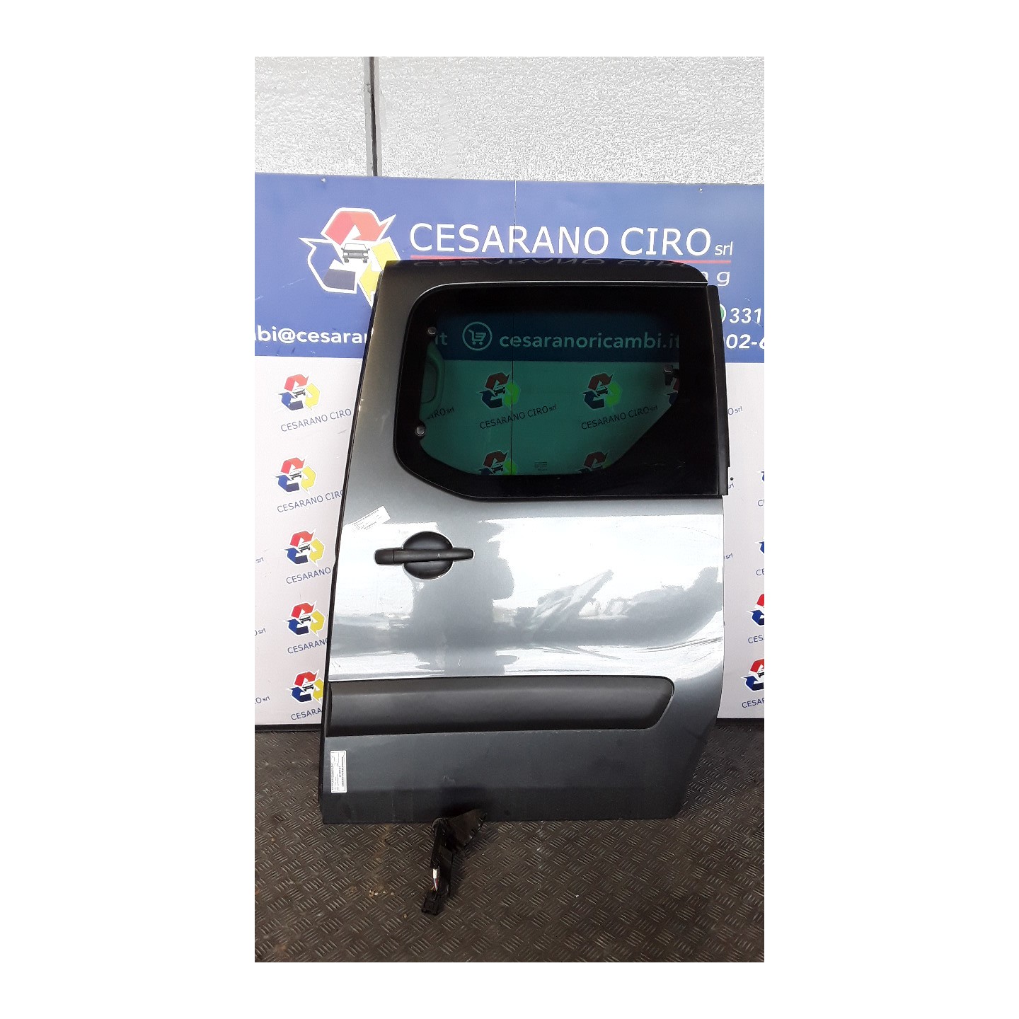 PORTA POST. SX. 123 PEUGEOT PARTNER TEPEE (B9) (02/12-10/1 5F01 9006L9