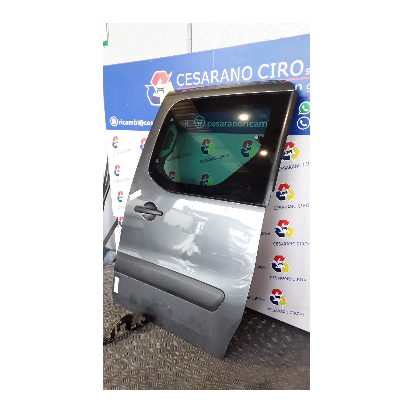 PORTA POST. SX. 123 PEUGEOT PARTNER TEPEE (B9) (02/12-10/1 5F01 9006L9