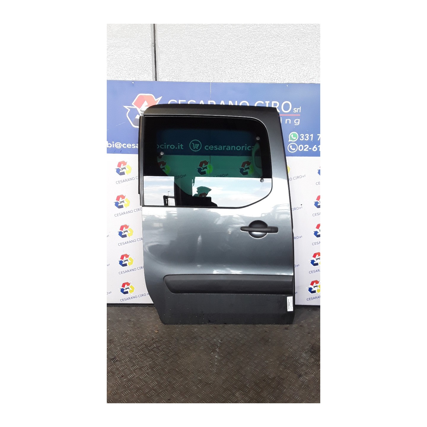 PORTA POST. DX. 124 PEUGEOT PARTNER TEPEE (B9) (02/12-10/1 5F01 9008S2