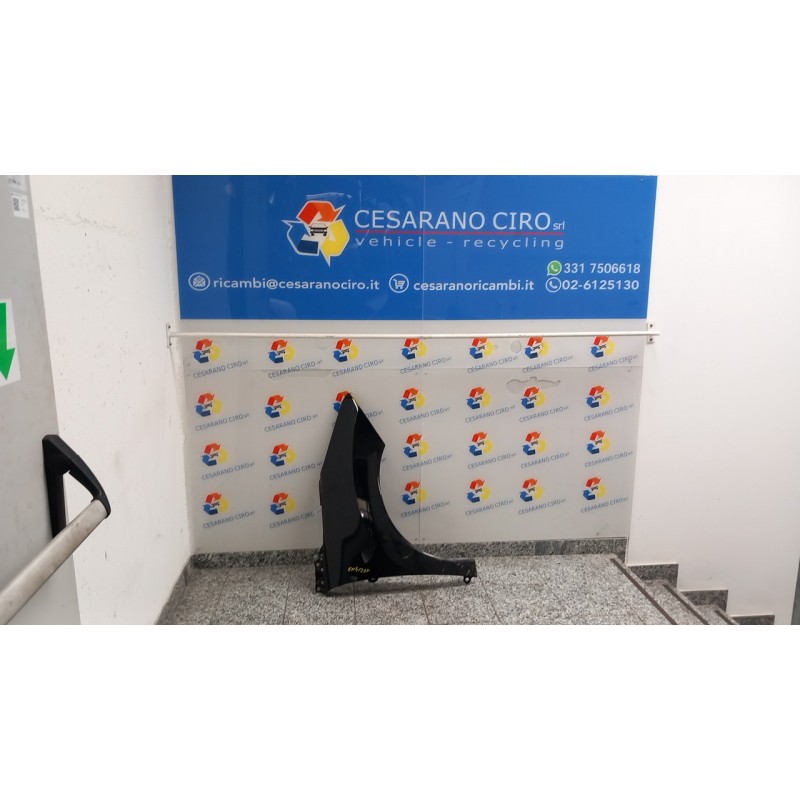 PARAFANGO ANT. DX. 149 PEUGEOT 3008 (04/09-10/13) 9HZ 7841Z1