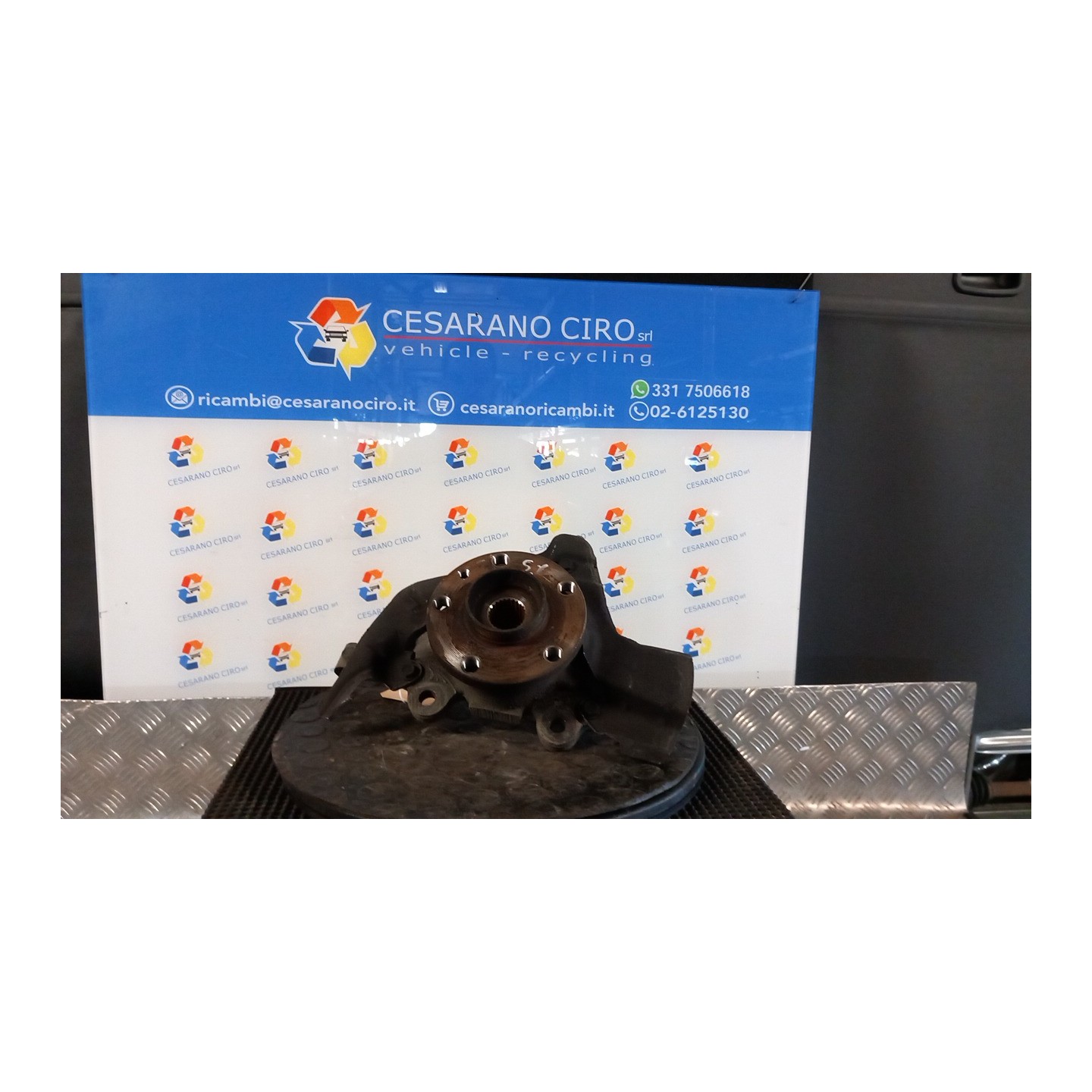 MONTANTE SOSP. ANT. SX. 016 FIAT 500L (73) (07/12-06/18) 843A1000 51910432