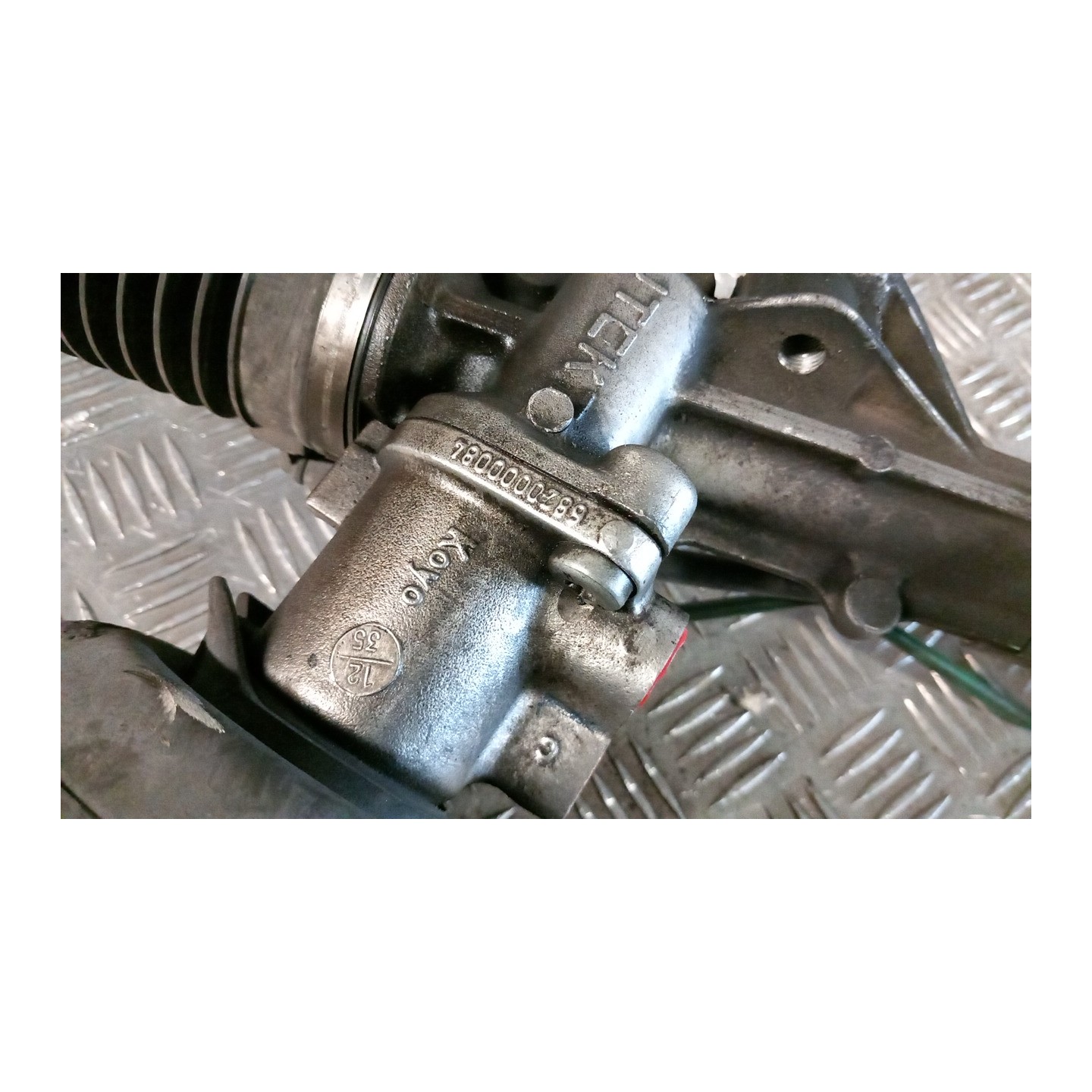 SCATOLA STERZO P/PERNO RUOTA DIAMETRO 82 036 PEUGEOT RCZ (05/10-) RHH 4001KN