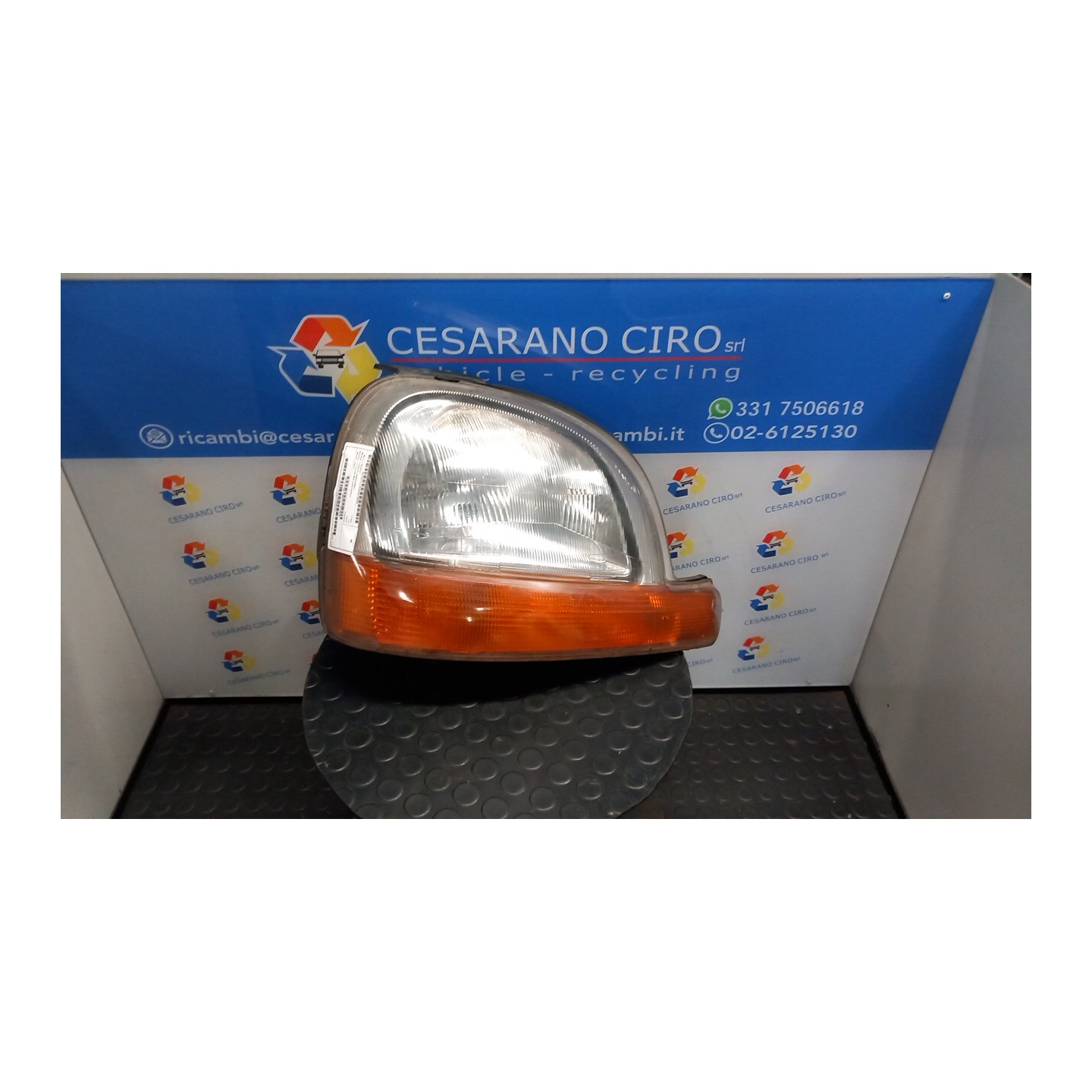 PROIETTORE 09/03 DX. 045 RENAULT KANGOO (04/03-03/09) F9Q37 7701044038