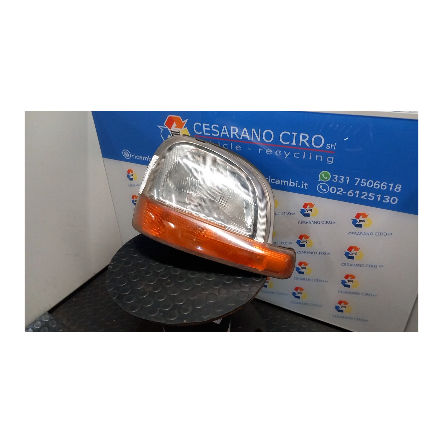 PROIETTORE 09/03 DX. 045 RENAULT KANGOO (04/03-03/09) F9Q37 7701044038