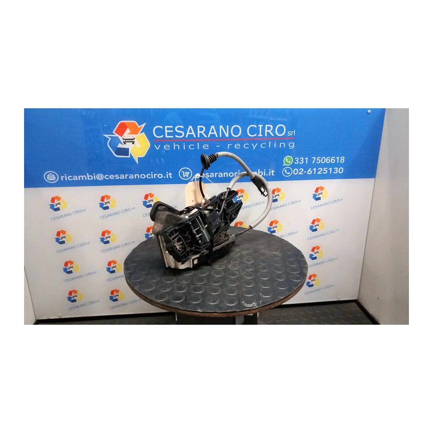 SERRATURA PORTA ANT. C/DISPOS. SAFE,C/TELECOMANDO DX. 058 VOLKSWAGEN POLO (6R) (05/09-10/14) CGG 5K1837016B