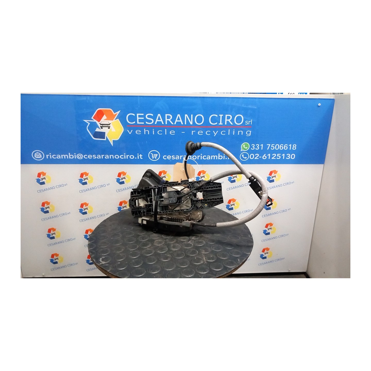 SERRATURA PORTA ANT. C/DISPOS. SAFE,C/TELECOMANDO DX. 058 VOLKSWAGEN POLO (6R) (05/09-10/14) CGG 5K1837016B