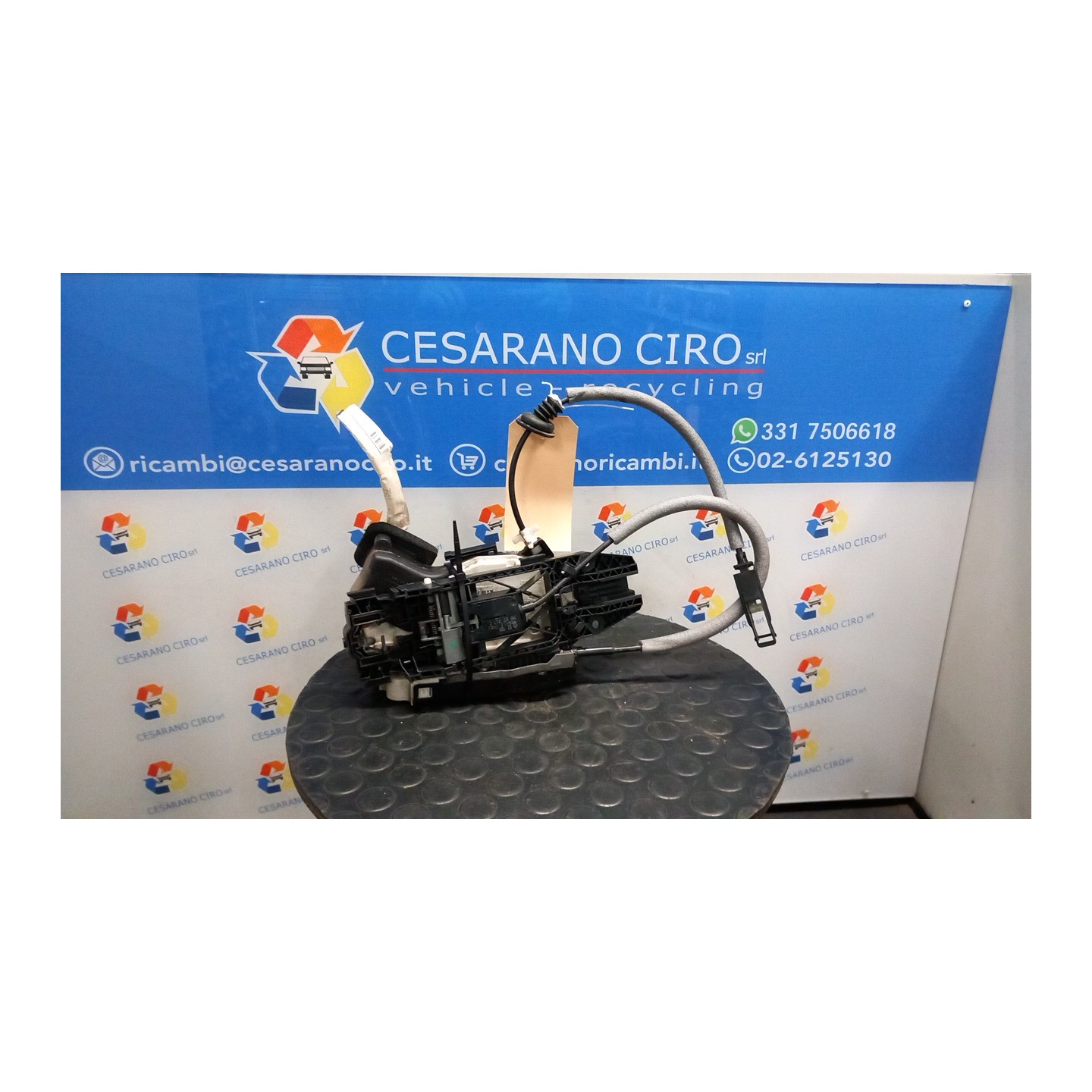 SERRATURA PORTA POST. C/DISPOSITIVO SAFE DX. 060 VOLKSWAGEN POLO (6R) (05/09-10/14) CGG 5K4839016R