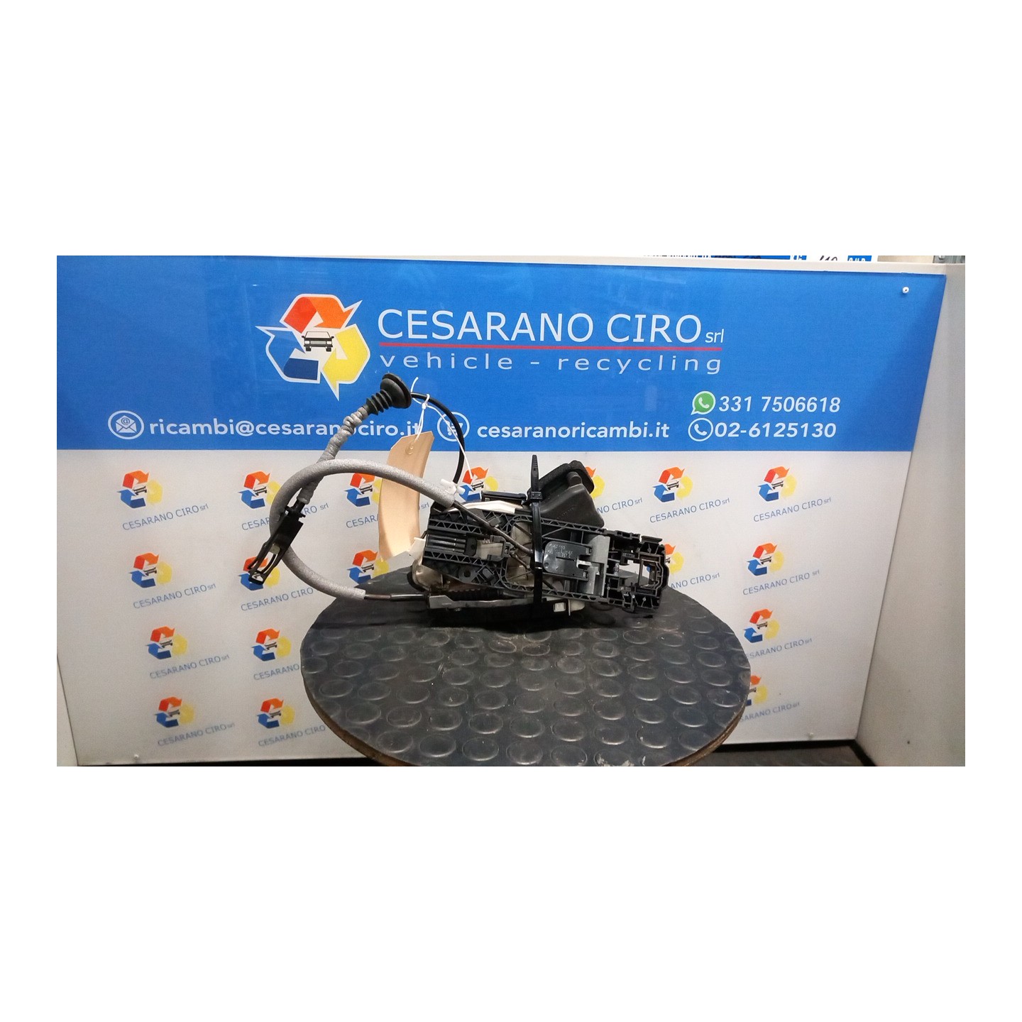 SERRATURA PORTA POST. C/DISPOSITIVO SAFE SX. 061 VOLKSWAGEN POLO (6R) (05/09-10/14) CGG 6R4839015