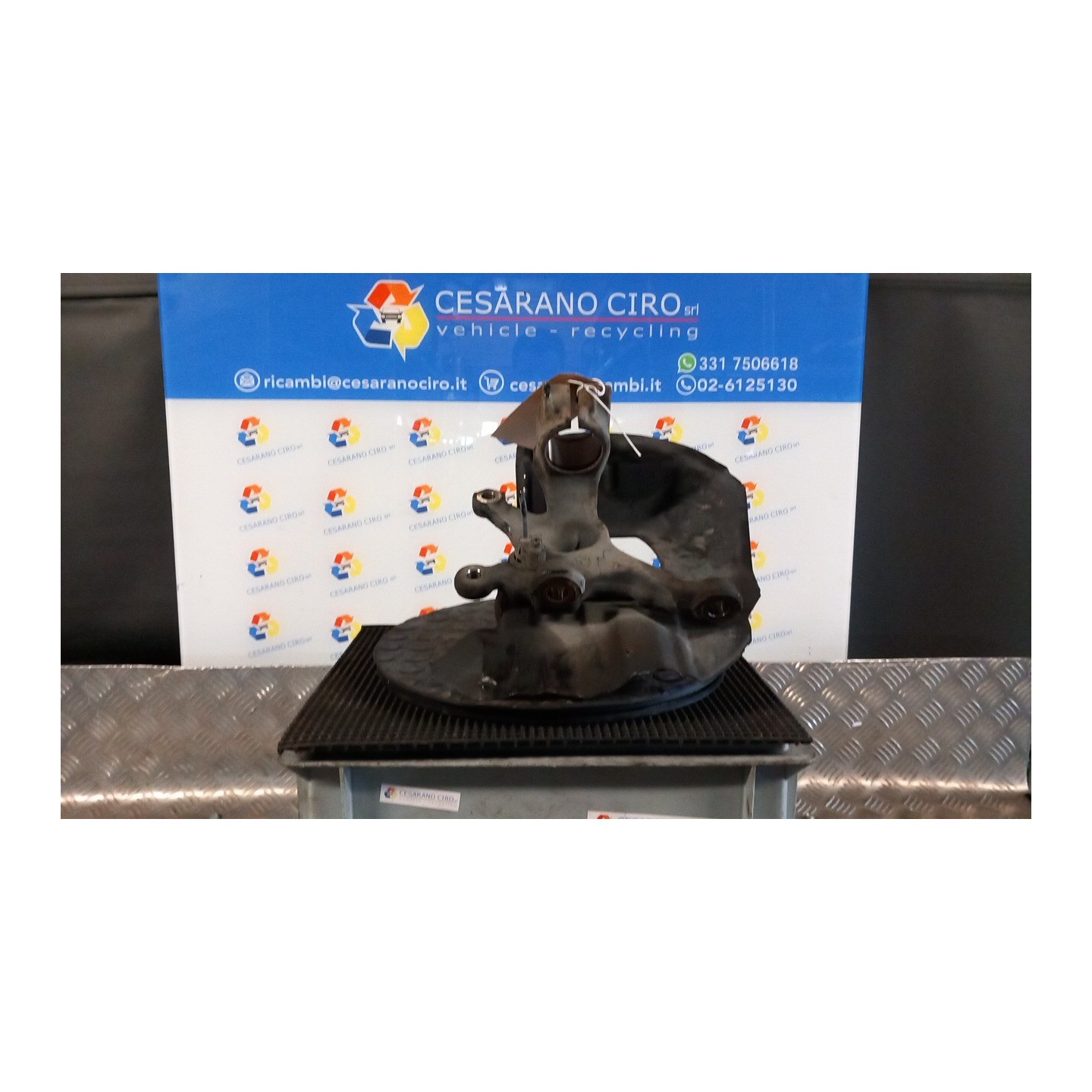 MONTANTE SOSP. ANT. SX. 088 BMW SERIE 3 (E46) (09/01-09/05) 204D4 31211096429