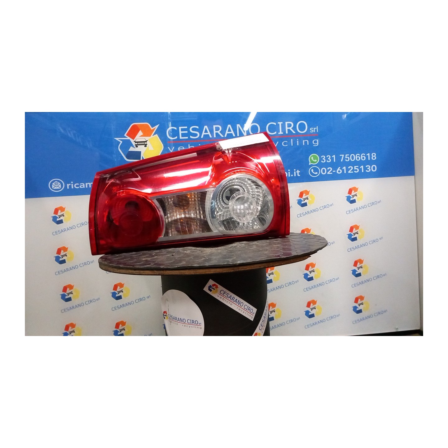FANALE POST. DX. 020 DACIA LOGAN (05/08-10/12) K7MF7 8200864610