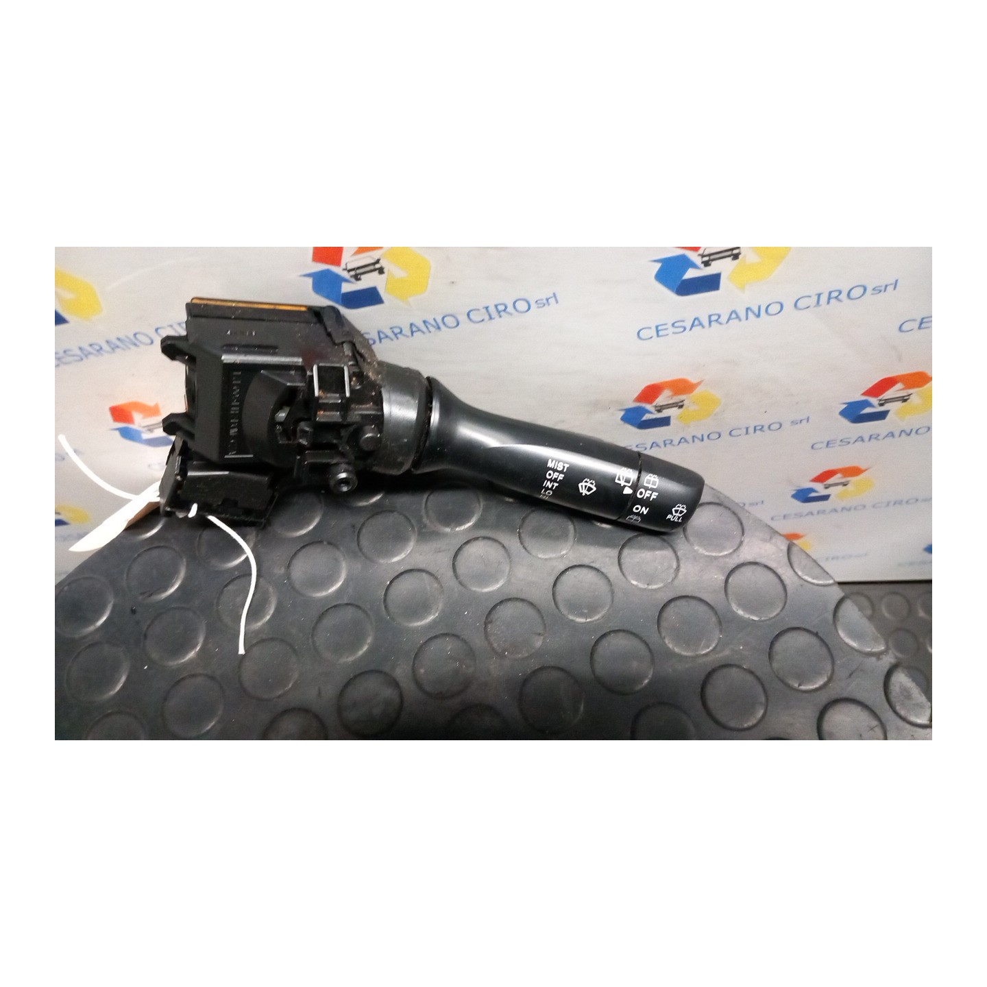 BLOCCO COMANDI TERGICRISTALLI 047 TOYOTA AYGO 1A SERIE (04/05-10/14) 1KRFE 846520H010