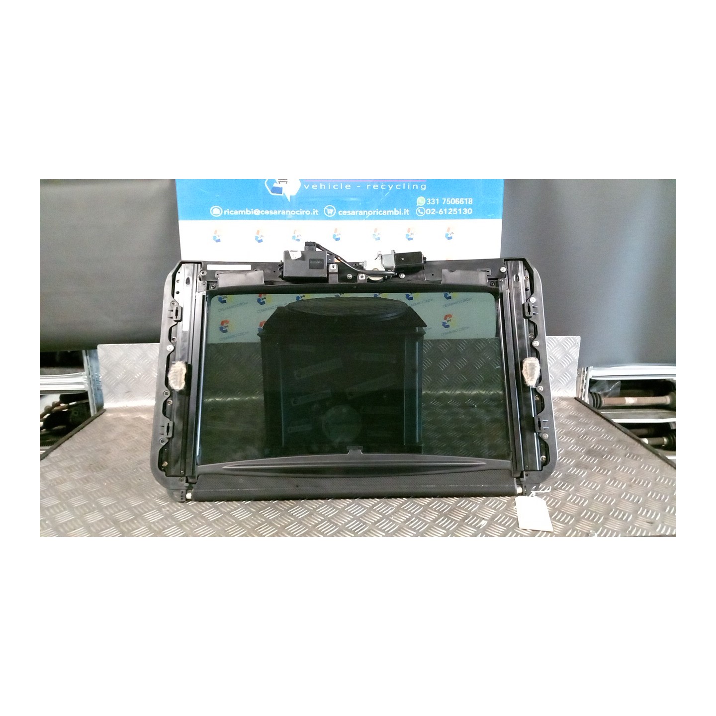 CRISTALLO TETTO APRIBILE C/TELAIO COMPL. 029 LANCIA PHEDRA (TC) (06/02-01/11) 4HS 9464802277