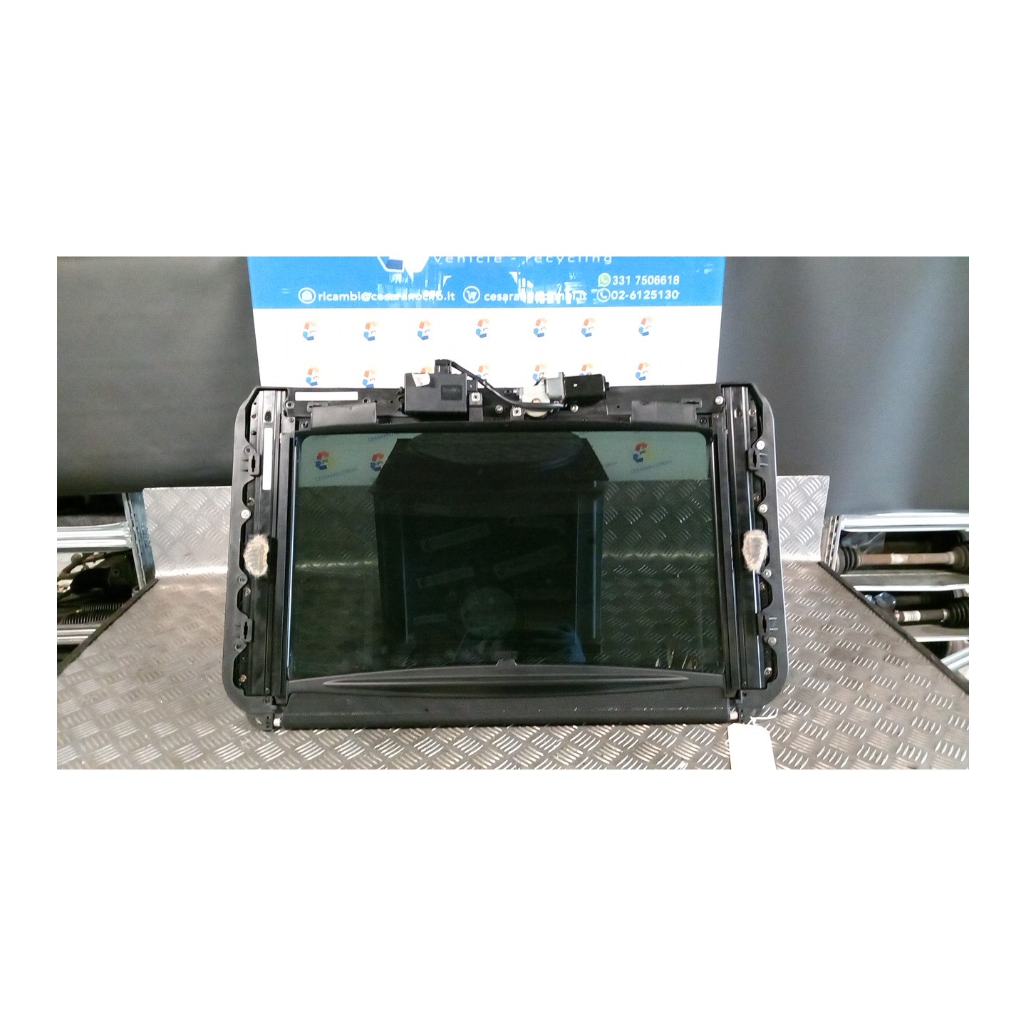 CRISTALLO TETTO APRIBILE C/TELAIO COMPL. 029 LANCIA PHEDRA (TC) (06/02-01/11) 4HS 9464802277