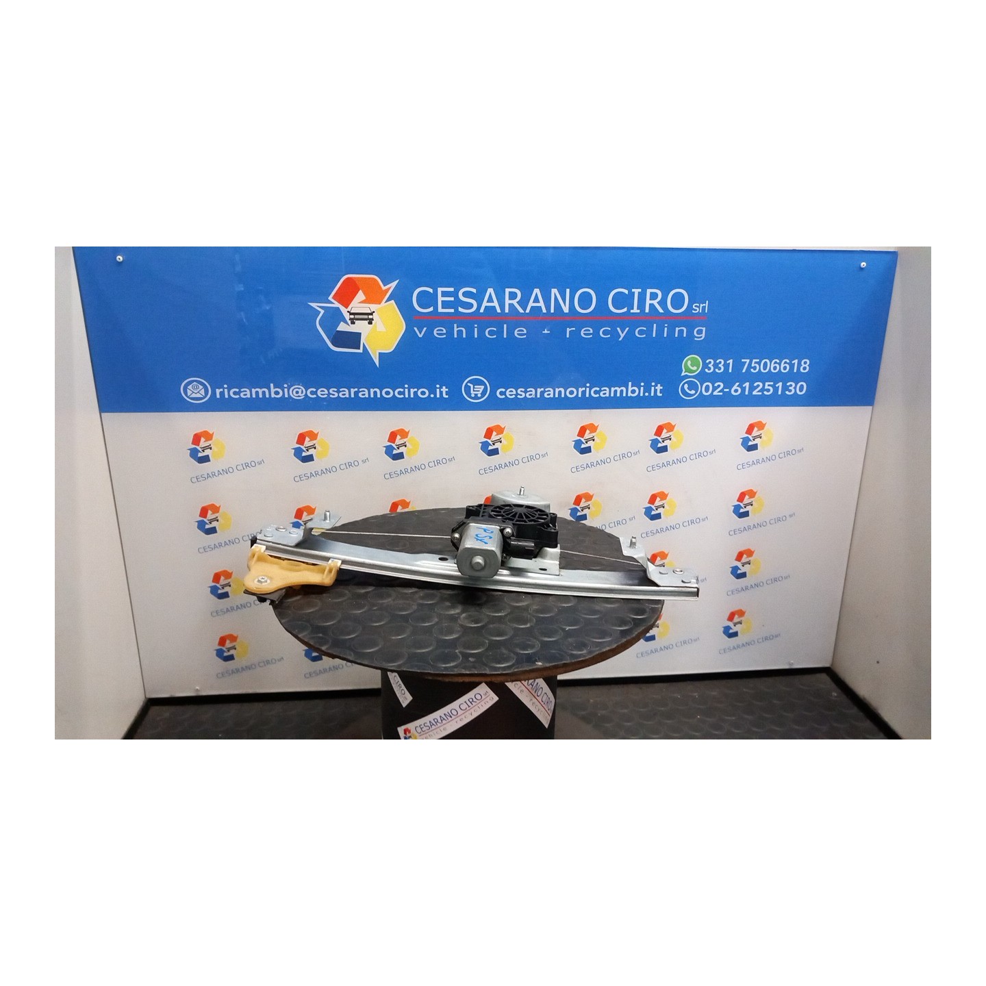 ALZACRISTALLO ELETTR. PORTA POST. CON MOTORINO SX. 178 RENAULT CLIO 4A SERIE (06/16-12/2019) K9KE6 827010501R