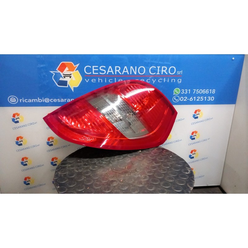 FANALE POST. P/AVANTGARDE DX. 017 MERCEDES-BENZ CLASSE A (W/C169) (07/04-04/13 266920 A1698201064