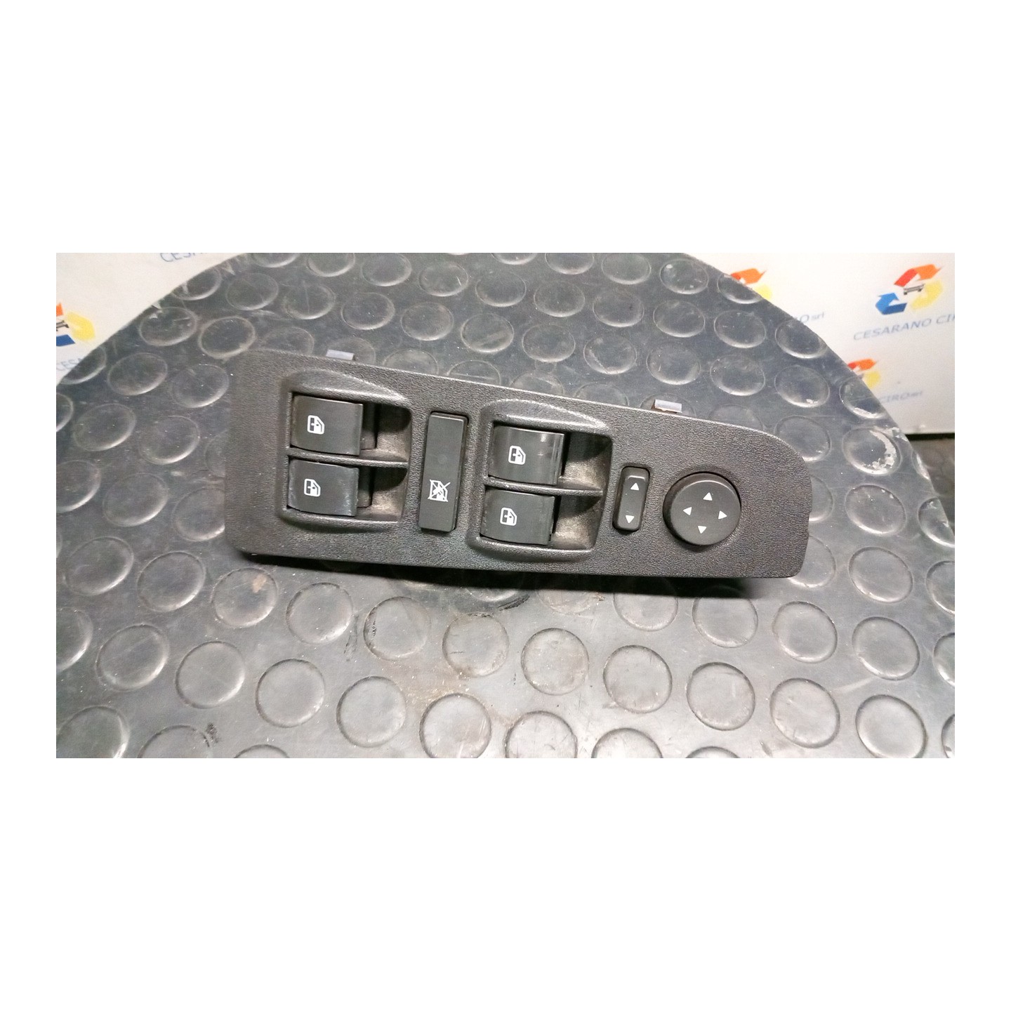 BLOCCO COMANDI ALZACRISTALLI E RETROVISORI EST. CRIST. ELE. POS.,RETROV. TERM. 056 FIAT BRAVO (3L) (01/07-03/10) 192B2000 73544