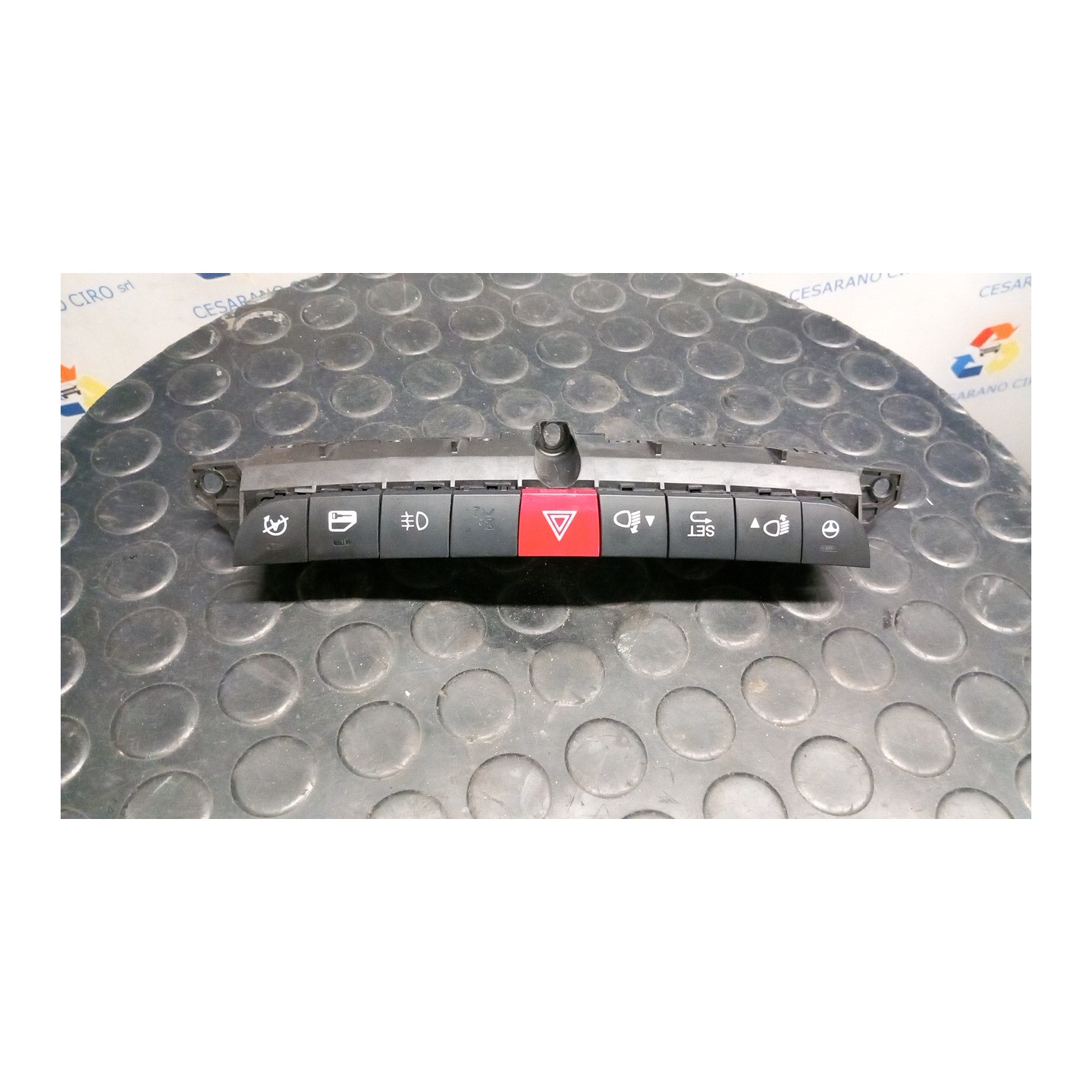 BLOCCO COMANDI MULTIFUNZIONI C/STOP START.S/FENDINEBBIA 075 FIAT 500L (73) (07/12-06/18) 199B4000 735600089