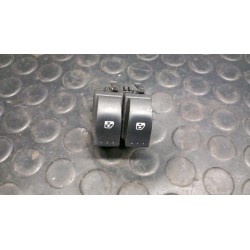 BLOCCO COMANDI ALZACRISTALLI SX. 108 RENAULT CLIO 2A SERIE (05/01-11/10) D7FG7 8200084008