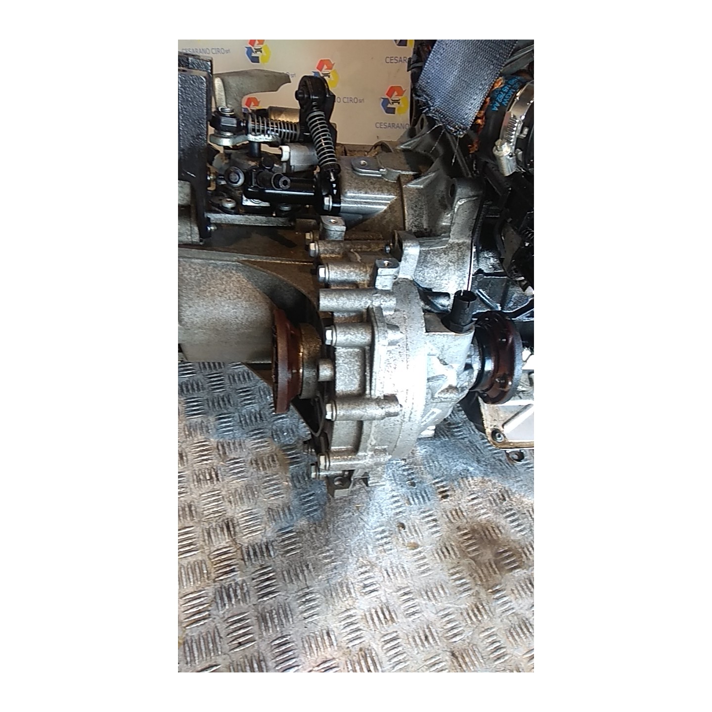 CAMBIO COMPL. 001 VOLKSWAGEN POLO (6R) (05/09-10/14) CFW 02R300042N