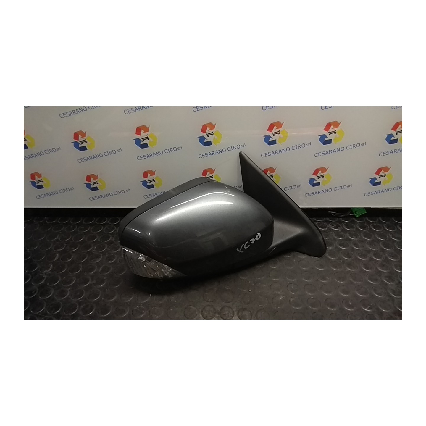 RETROVISORE EST. REGOLAZ. ELETTR. C/LUCE CORTESIA,C/MEMORIA DX. 027 VOLVO V70/XC70 (01/00-10/07) D5244T(4) 30745250