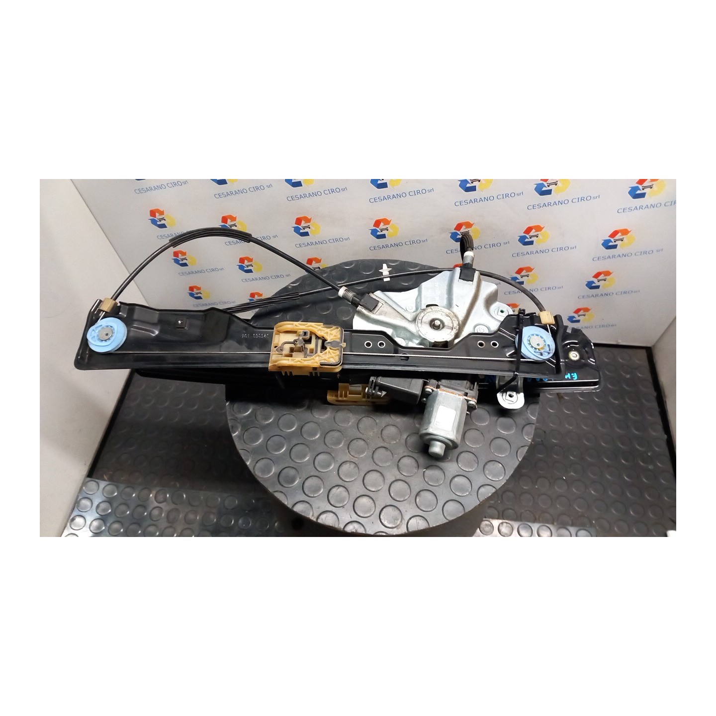 ALZACRISTALLO ELETTR. PORTA ANT. C/MOTORINO DX. 009 OPEL ZAFIRA (P12) (10/11-) A20DTH 13369286