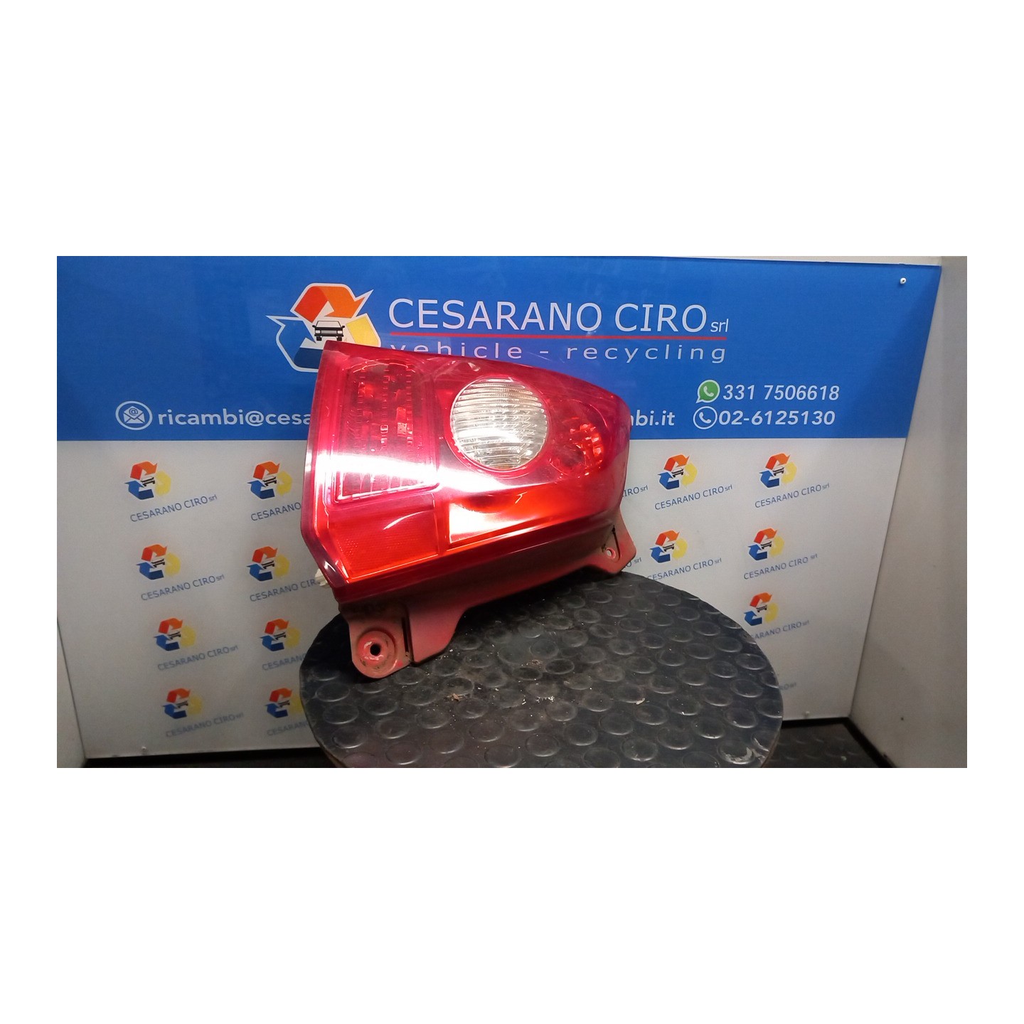 FANALE POST. SX. 019 SUZUKI ALTO (10/12-03/15) K10B 35671M68K10000