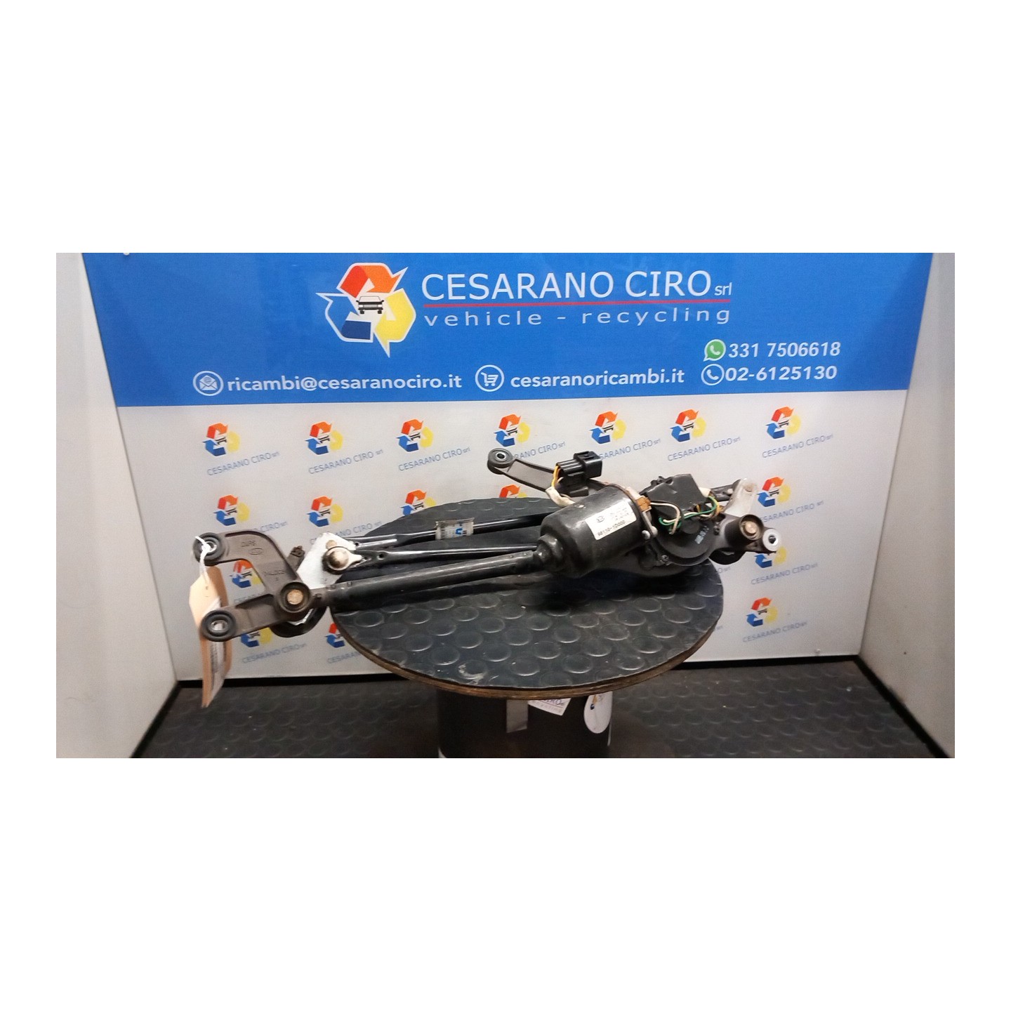 MECCANISMO TERGIPARABREZZA CON MOTORINO 072 KIA CARENS 2A SERIE (11/06-) D4EA 981001D000