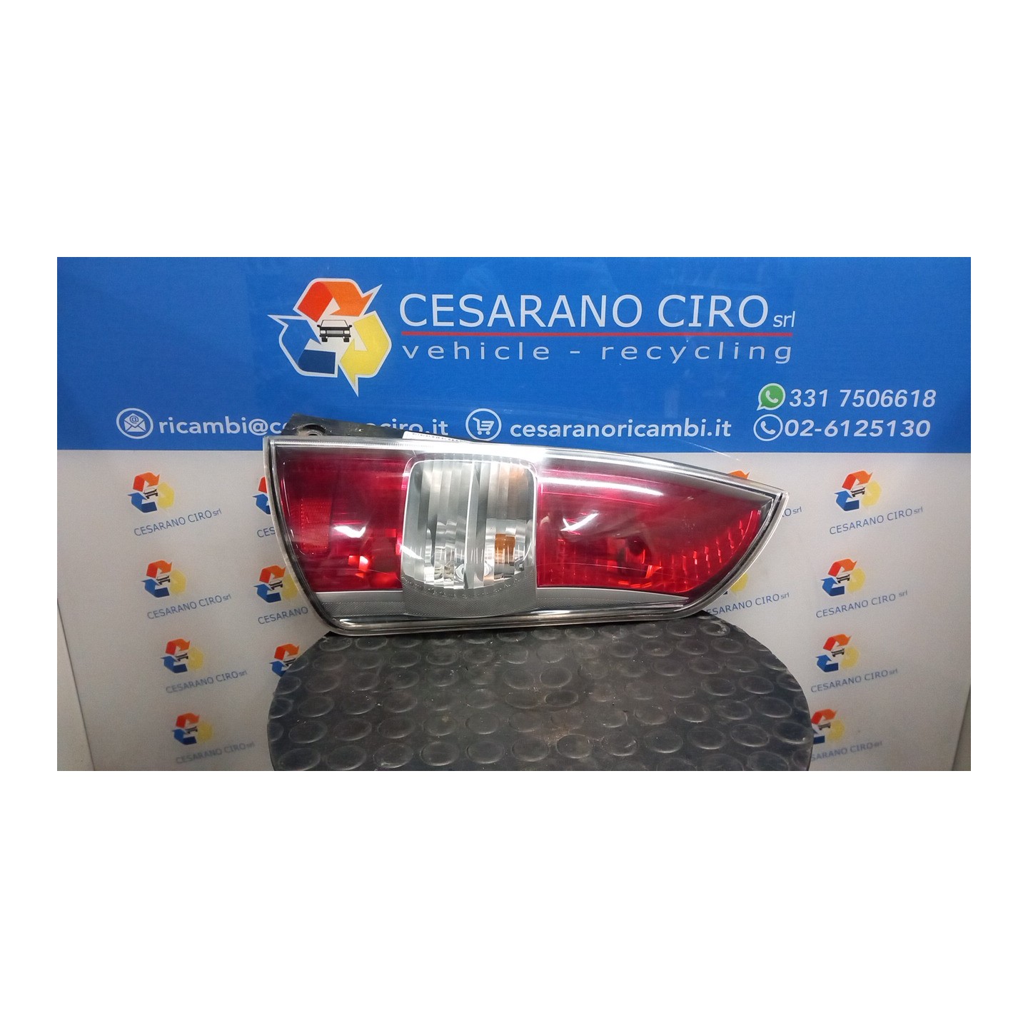 FANALE POST. DX. 097 DAIHATSU SIRION 2A SERIE (01/05-) 1KR 81550B1010