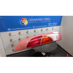 FANALE POST. P/PORTELLO POST. DX. 145 RENAULT KANGOO (04/03-03/09) D4FB7 8200150621