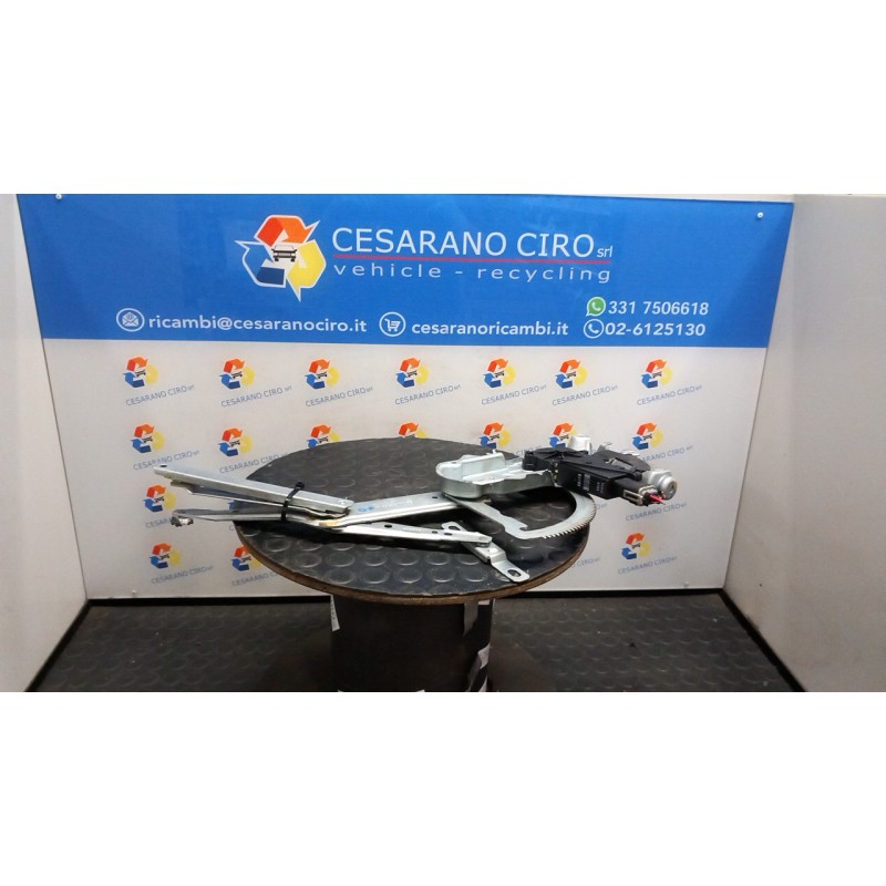 ALZACRISTALLO ELETTR. PORTA ANT. DX. 003 OPEL CORSA (X01) (10/00-06/06) Z12XE 93186827