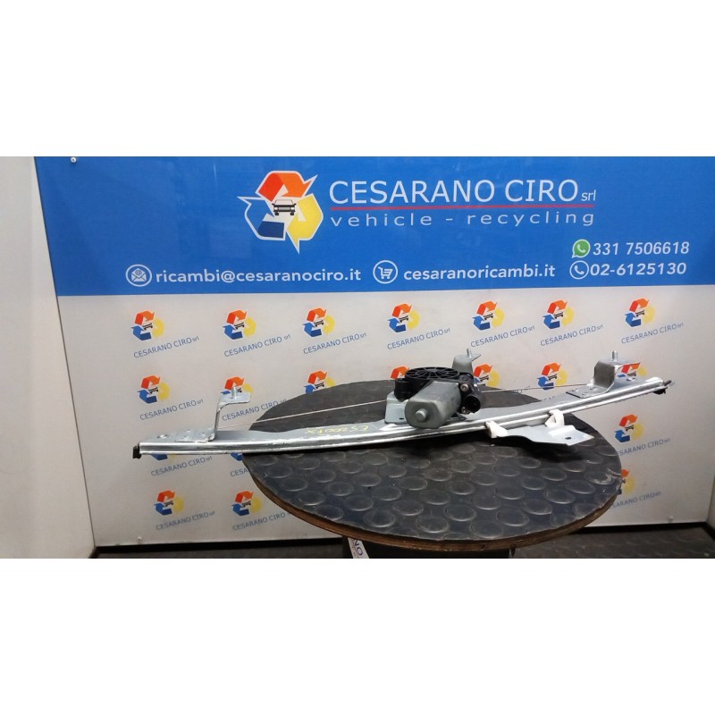 ALZACRISTALLO ELETTR. PORTA ANT. C/MOTORINO SX. 004 DACIA DUSTER (03/10-12/13) K4MA6 8200733829