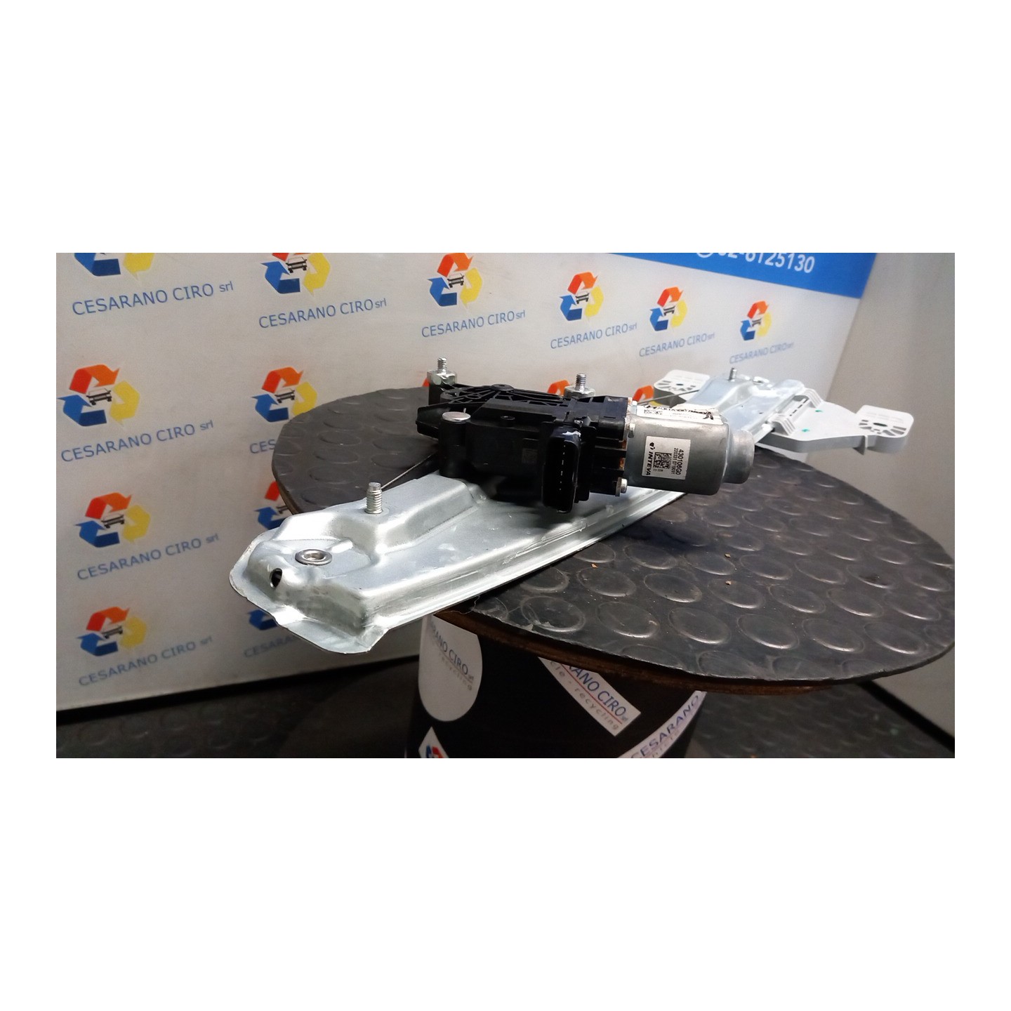 ALZACRISTALLO ELETTR. PORTA POST. SX. 053 HYUNDAI TUCSON (12/20-) D4FE 83403N7000