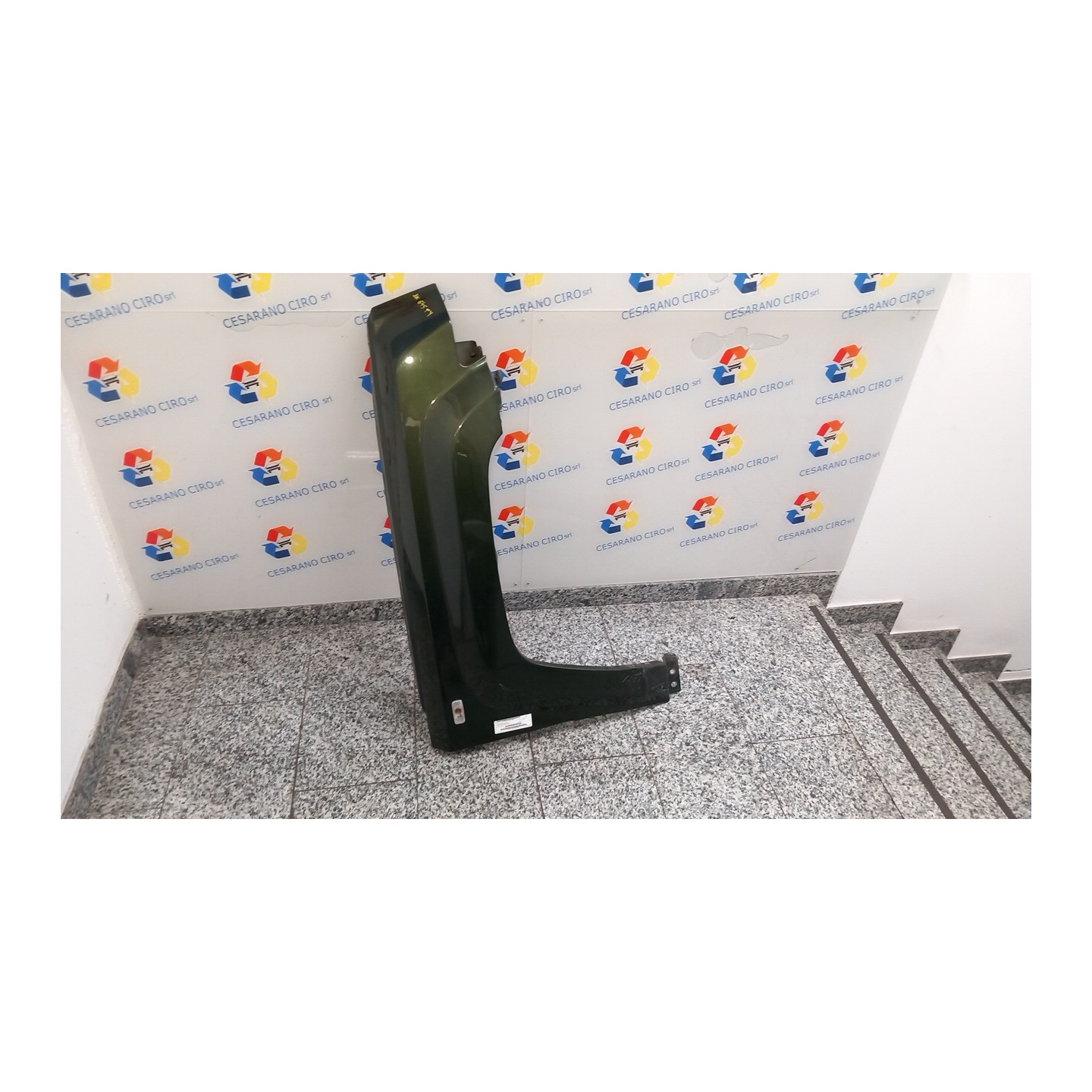 PARAFANGO ANT. C/SUPPORTO ANT DX. 005 JEEP PATRIOT (MK) (09/07-) BYL K05054316AA