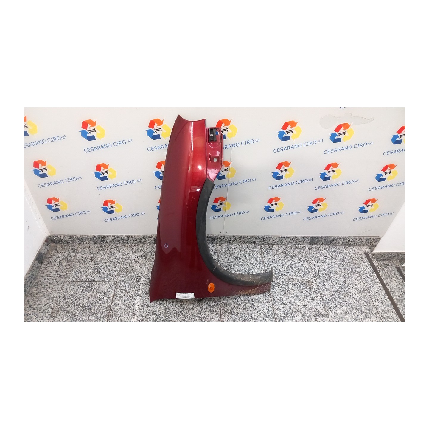 PARAFANGO ANT. C/INDICATORE LAT. DX. 008 OPEL CORSA (S93) (01/93-09/00) X12XE 90387075