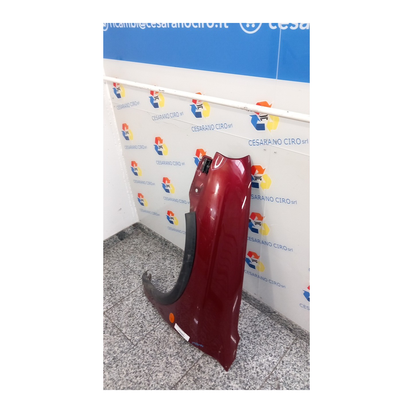 PARAFANGO ANT. C/INDICATORE LAT. SX. 009 OPEL CORSA (S93) (01/93-09/00) X12XE 90387074