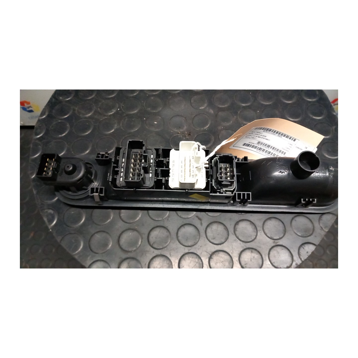 INTERRUTTORE ALZACRISTALLI PORTA ANT. SX. 028 RENAULT ESPACE 4A SERIE (03/06-03/15) F4RU7 8200315044