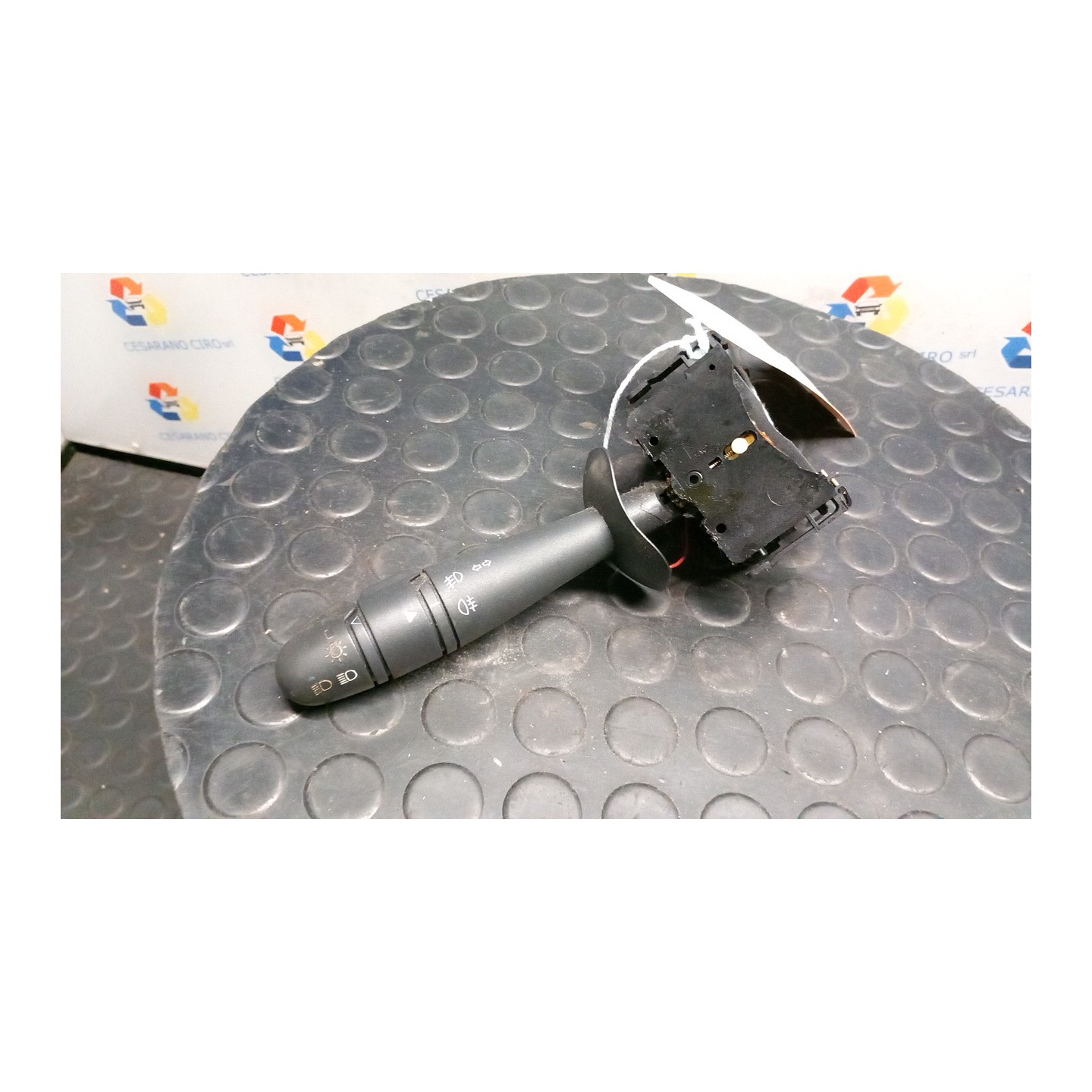 BLOCCO COMANDO VOLANTE LUCI FENDINEBBIA 032 RENAULT ESPACE 4A SERIE (03/06-03/15) F4RU7 7701061757