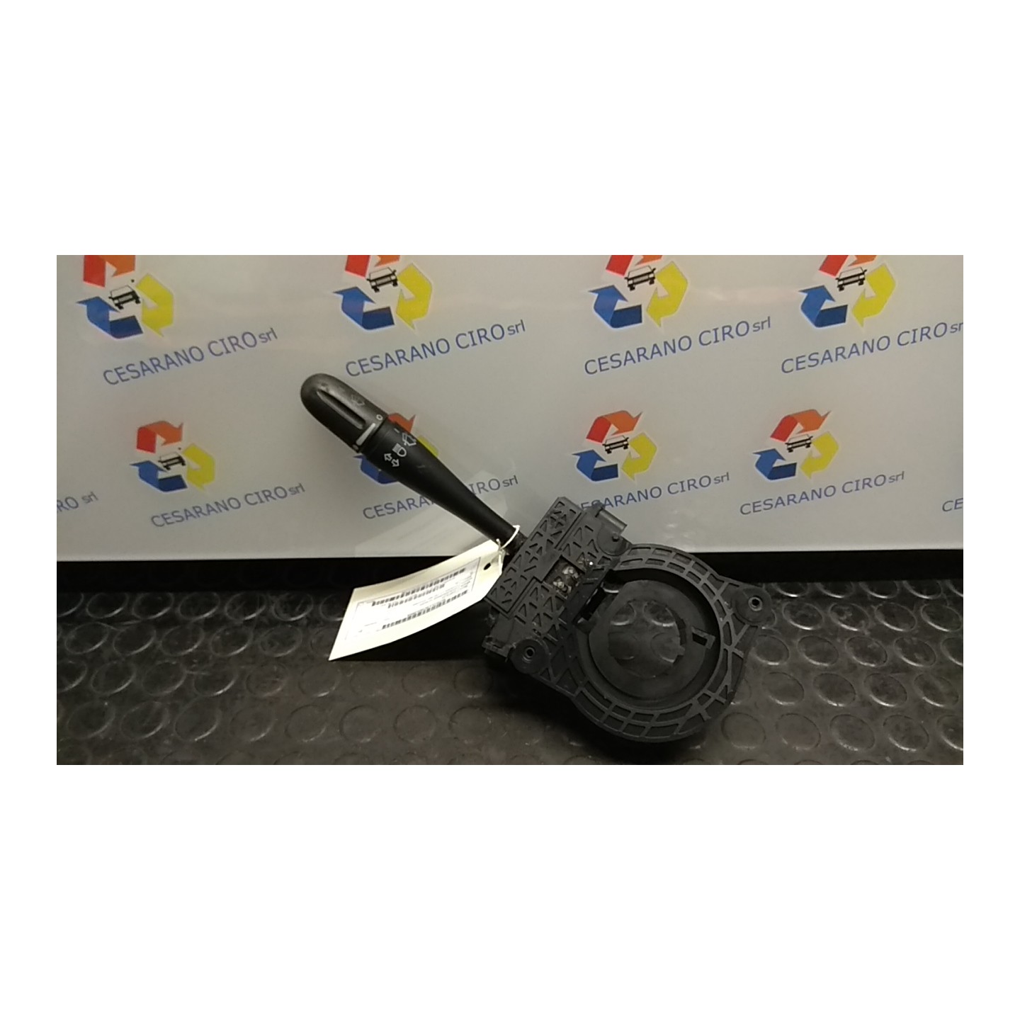 INTERRUTTORE BLOCCO COMANDO LUCI 039 CHRYSLER VOYAGER/GRAND VOYAGER (04/04-1 25L K0ZL691J8AD