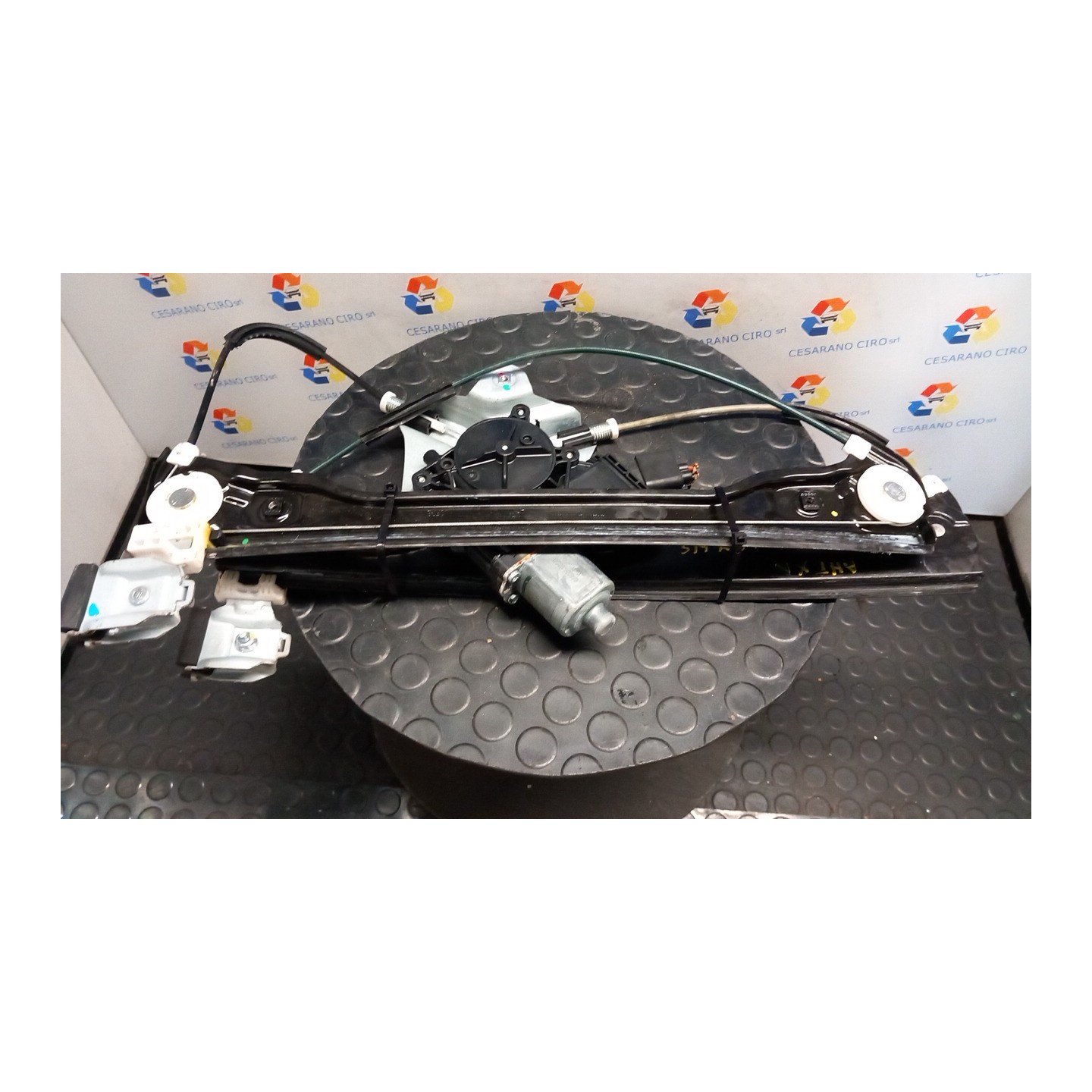 ALZACRISTALLO ELETTR. PORTA ANT. C/MOTORINO DX. 070 CHEVROLET (DAEWOO) ORLANDO (J309) (11/10-) Z20D1 95093209