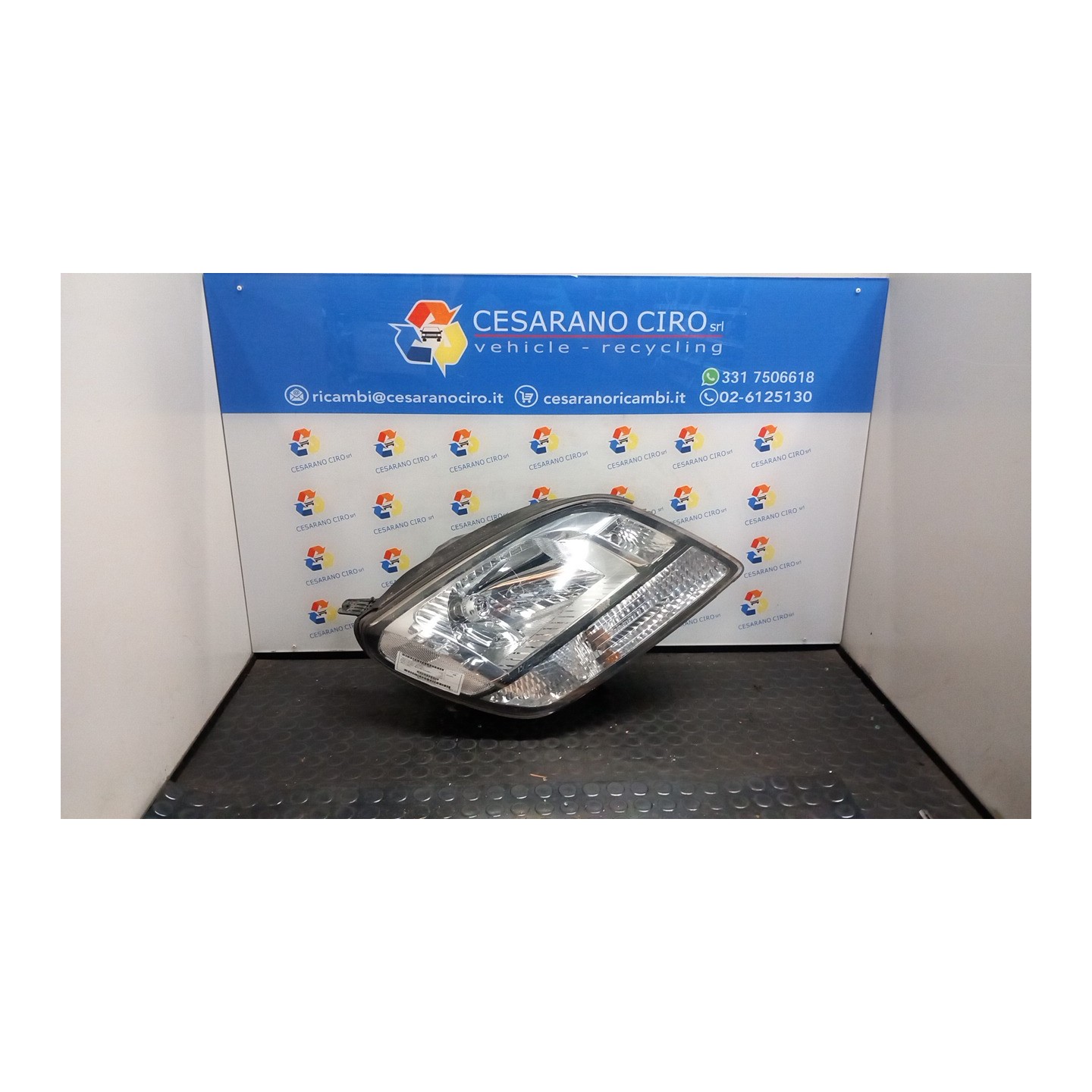 PROIETTORE DX. 074 CHEVROLET (DAEWOO) ORLANDO (J309) (11/10-) Z20D1 95025586