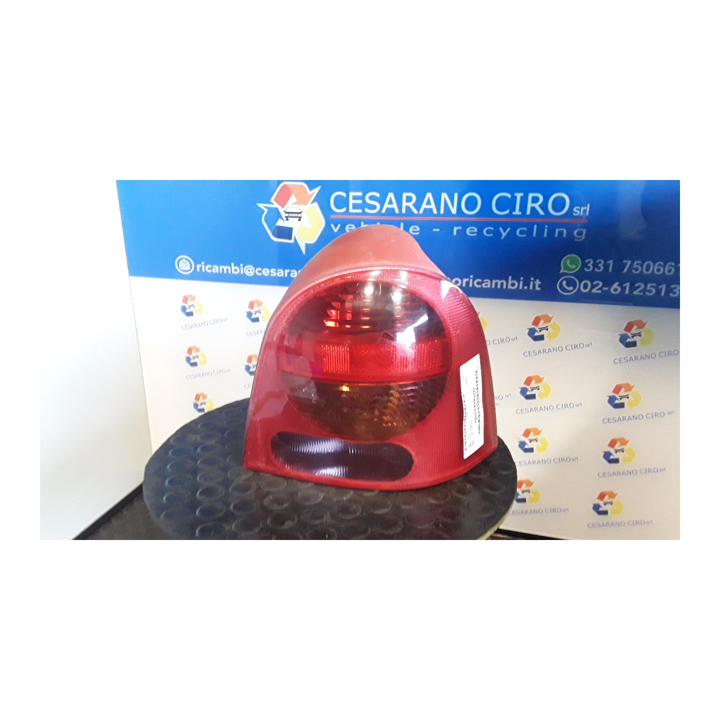 FANALE POST. 09/04 DX. 323 RENAULT TWINGO 1A SERIE (08/98-09/07) D7FF7 7700426320