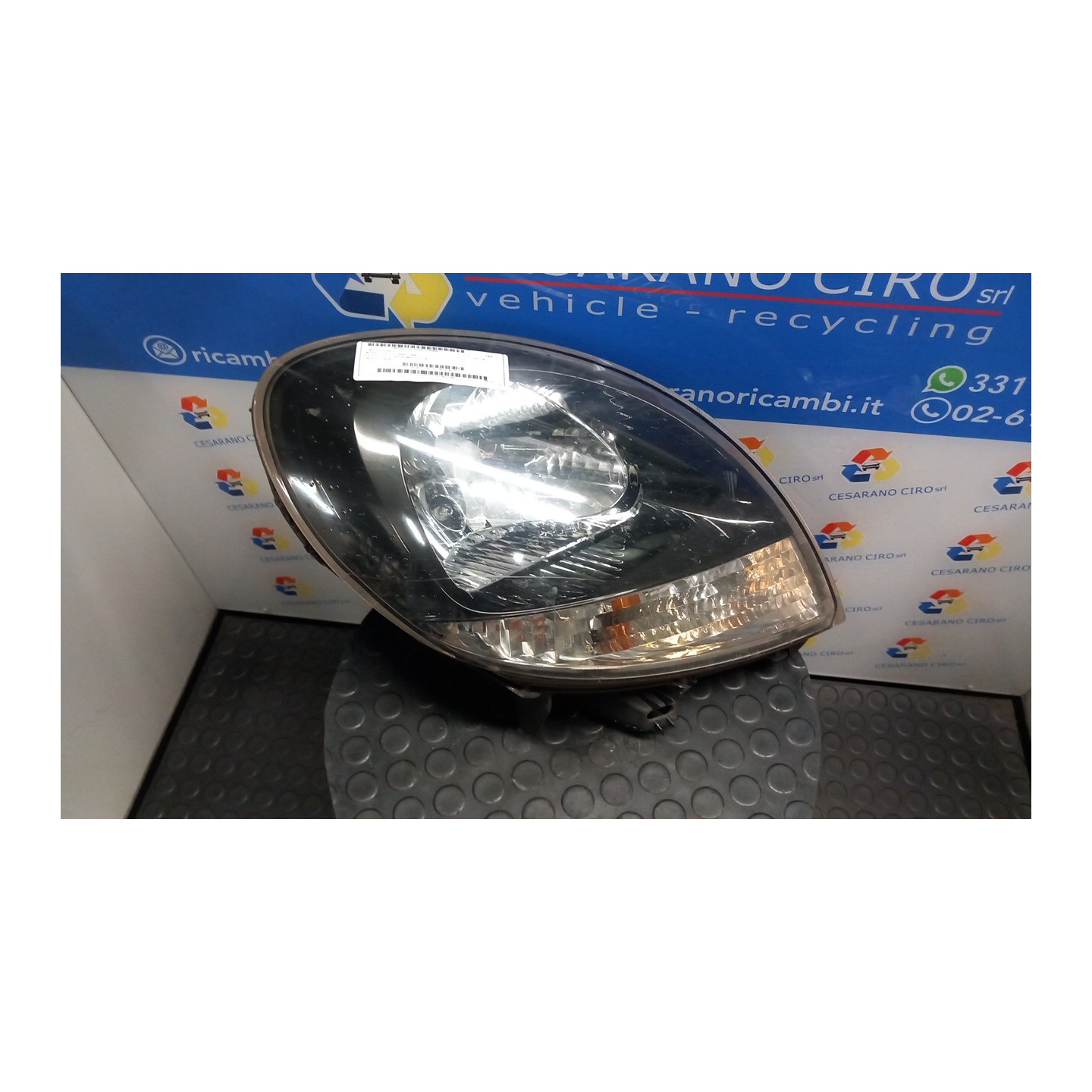 PROIETTORE DX. 008 RENAULT KANGOO (04/03-03/09) K9KW7 260107401R