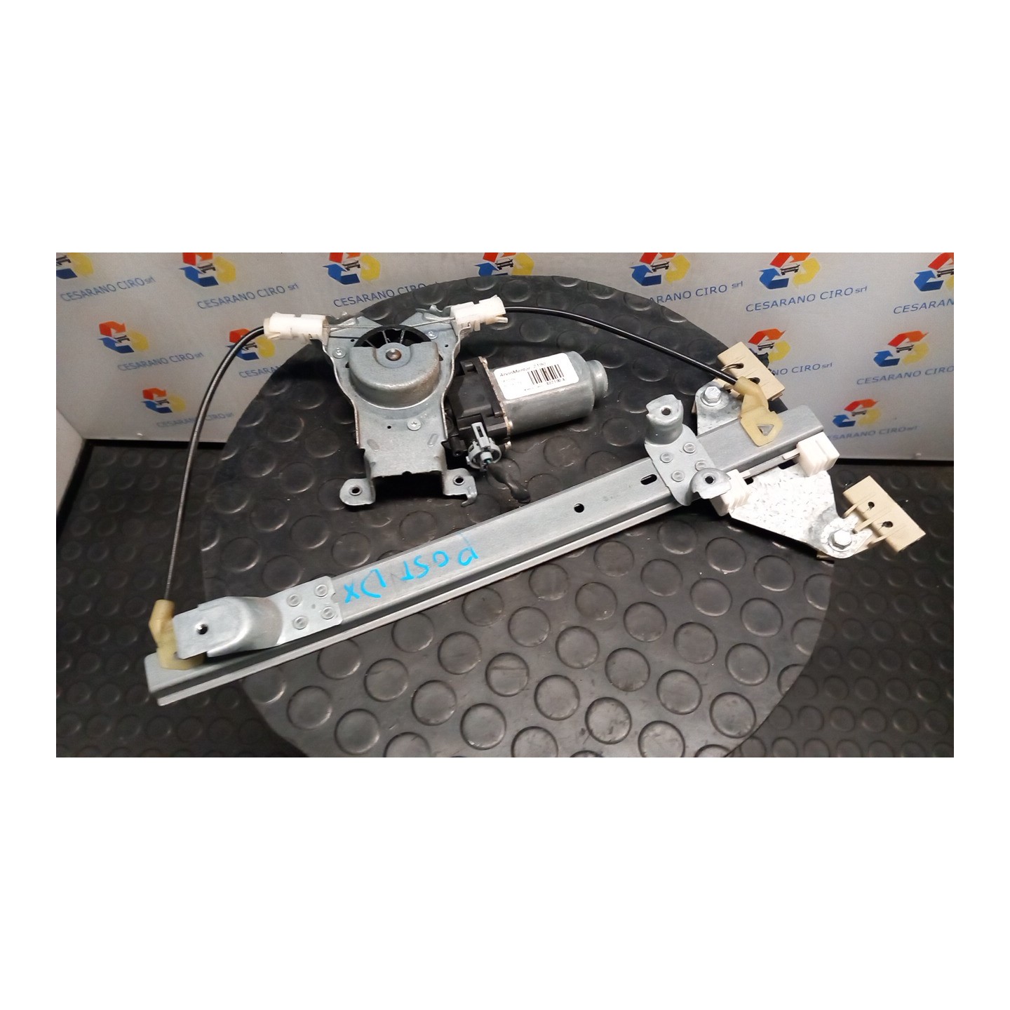 ALZACRISTALLO ELETTR. PORTA POST. C/MOTORINO DX. 016 NISSAN QASHQAI (J10E/JJ10E) (02/07-12 HR16 82700EY10A