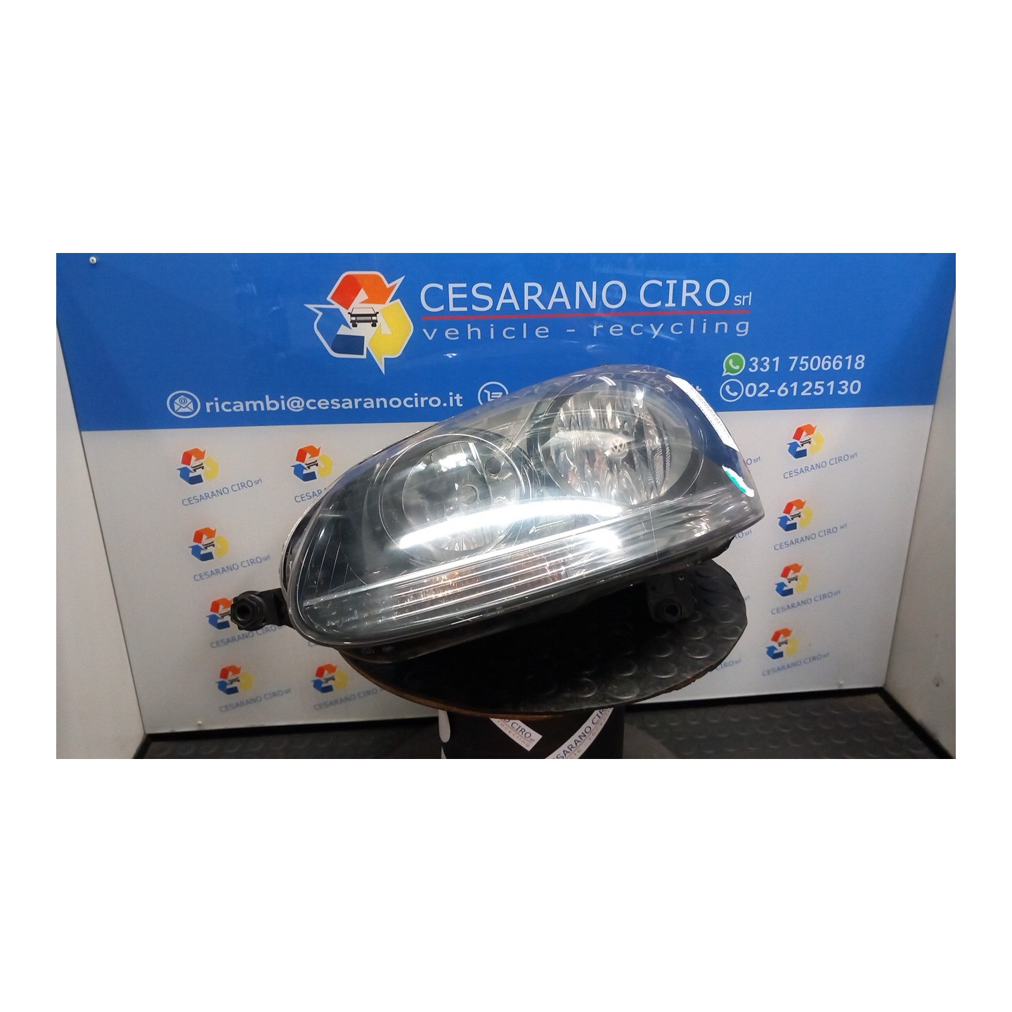 PROIETTORE NERO/CROMO SX. 036 VOLKSWAGEN GOLF (1K) (10/03-12/09) BLS 1K6941029T