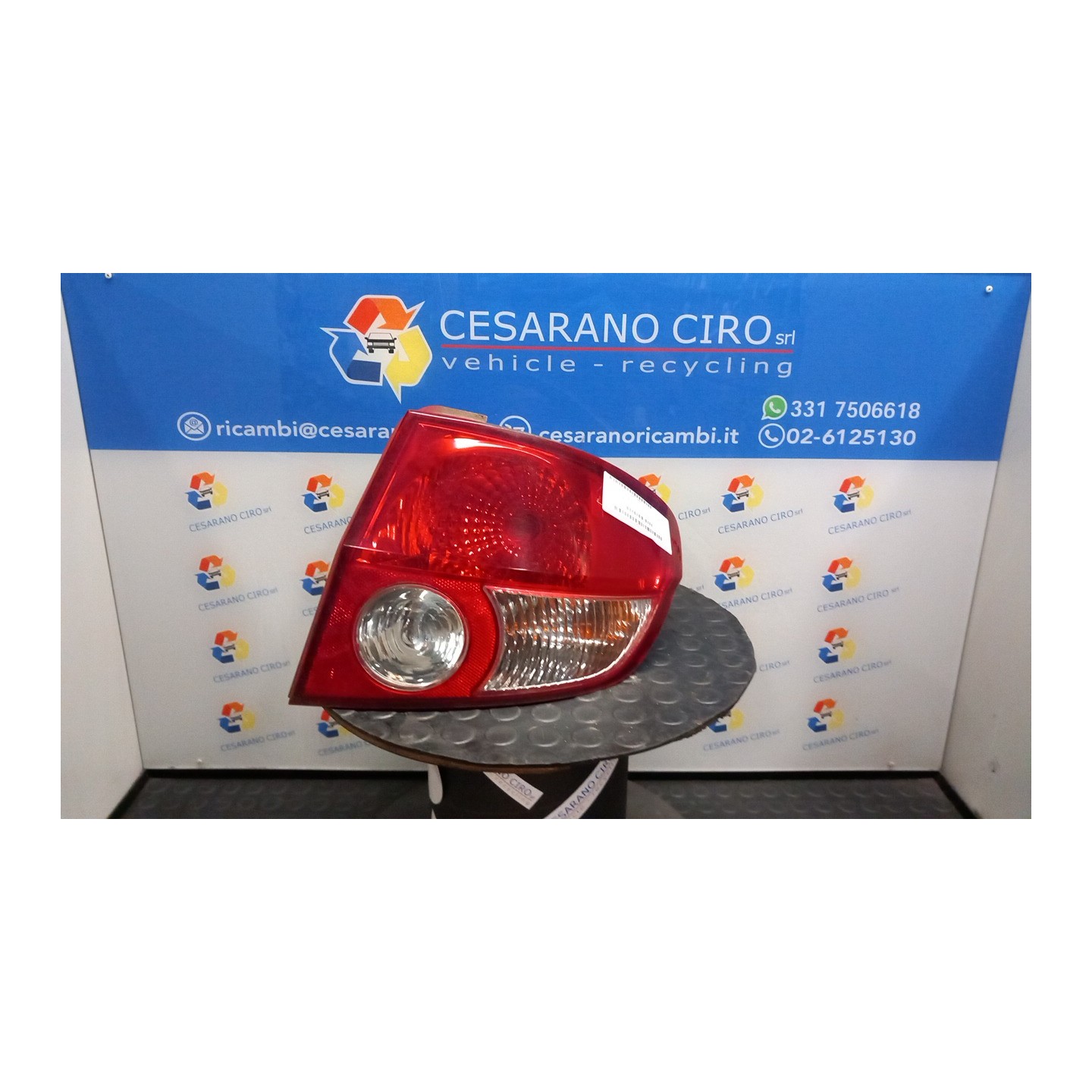 FANALE POST. DX. 080 HYUNDAI GETZ (07/02-12/09) G4EA 924201C010