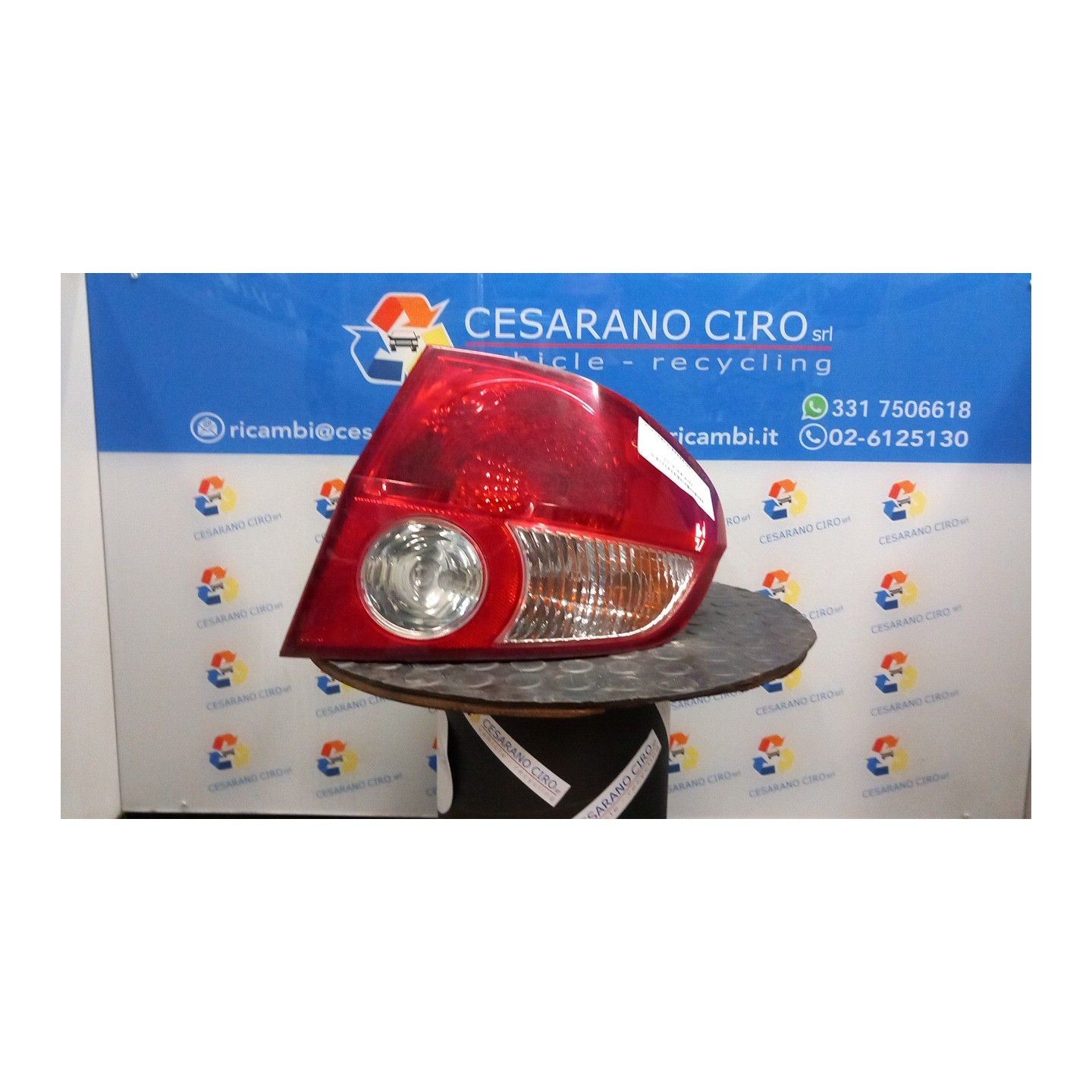 FANALE POST. DX. 080 HYUNDAI GETZ (07/02-12/09) G4EA 924201C010